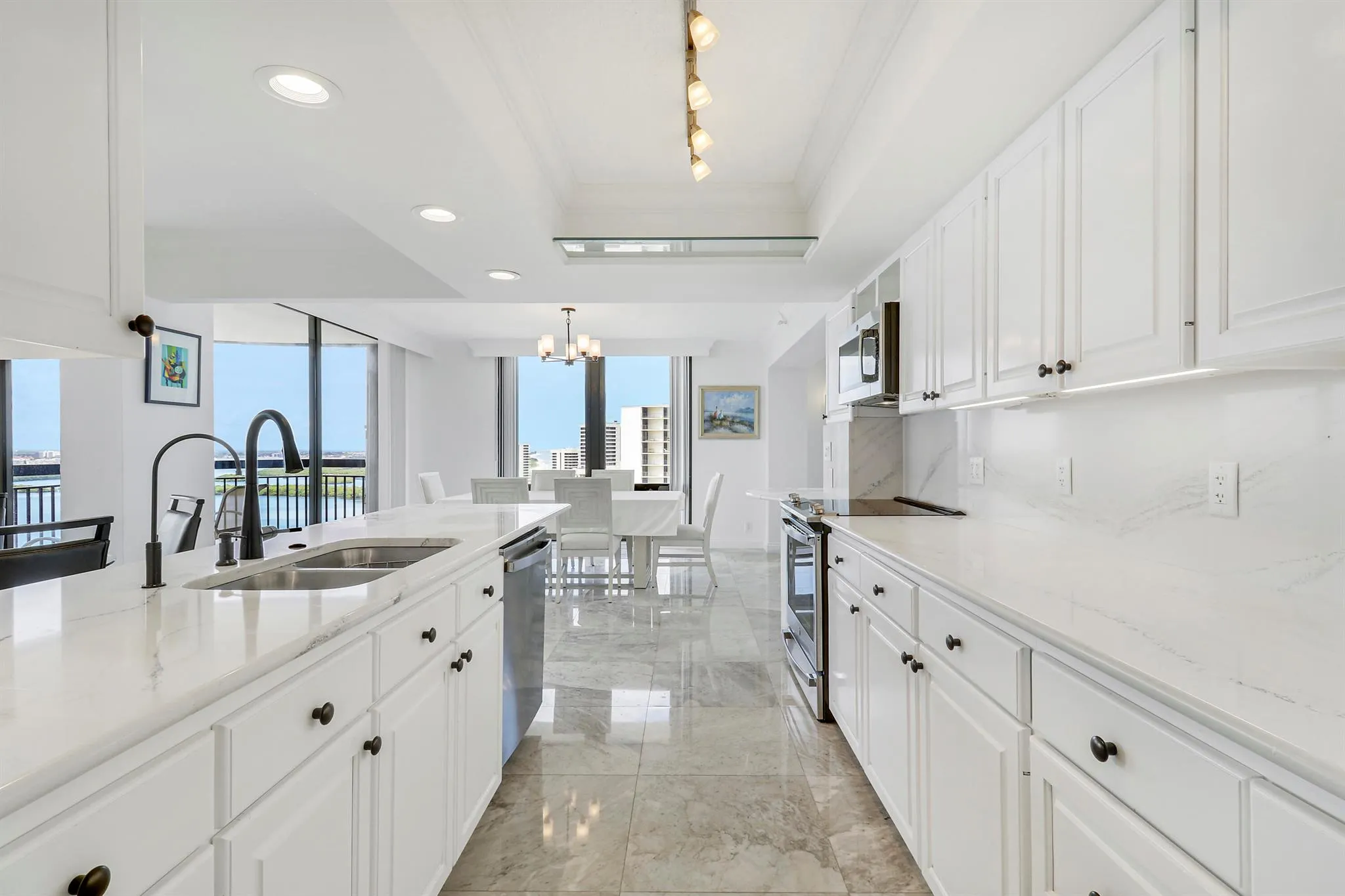 5380 N Ocean Drive, #22j