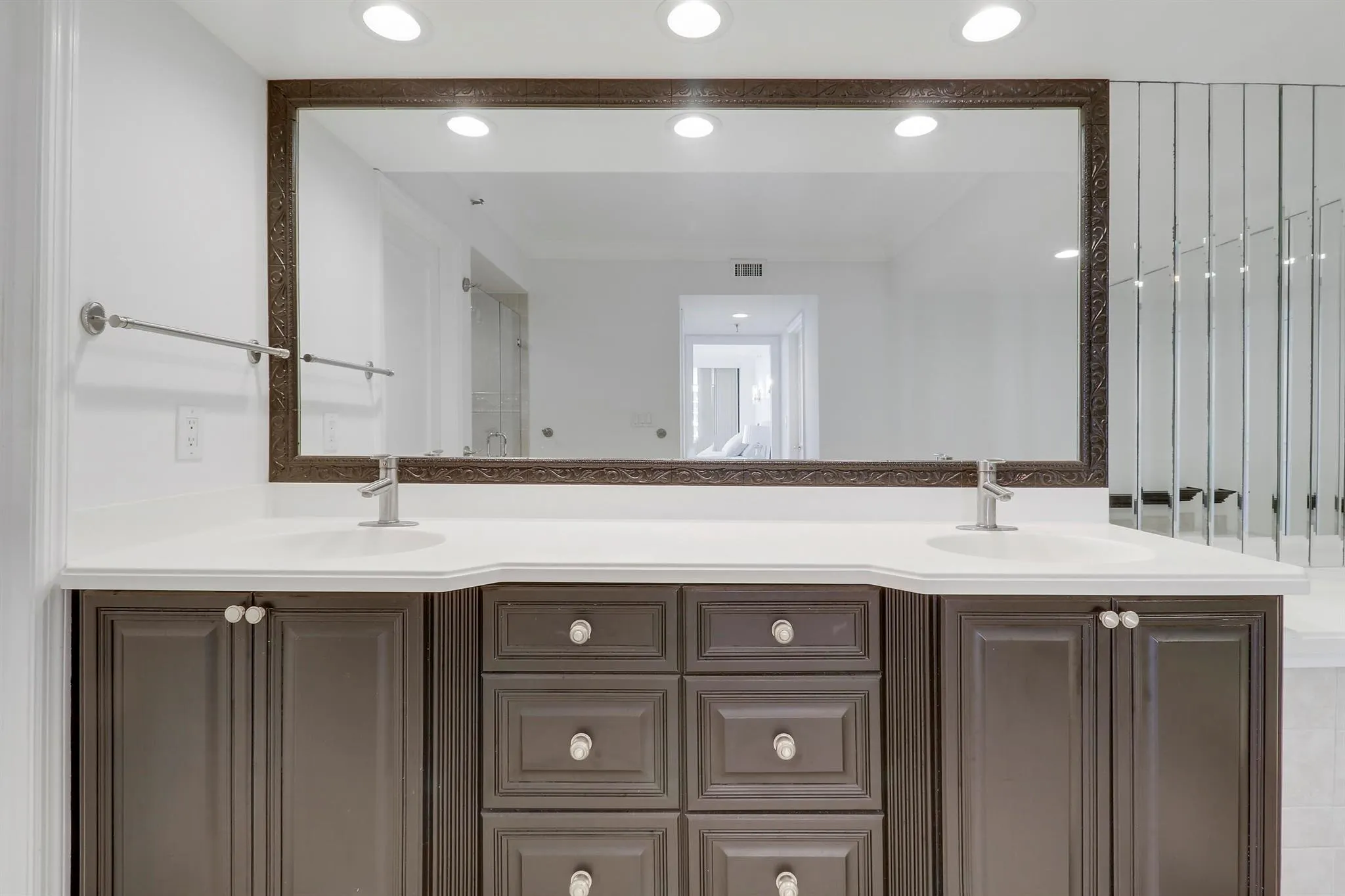 5380 N Ocean Drive, #22j