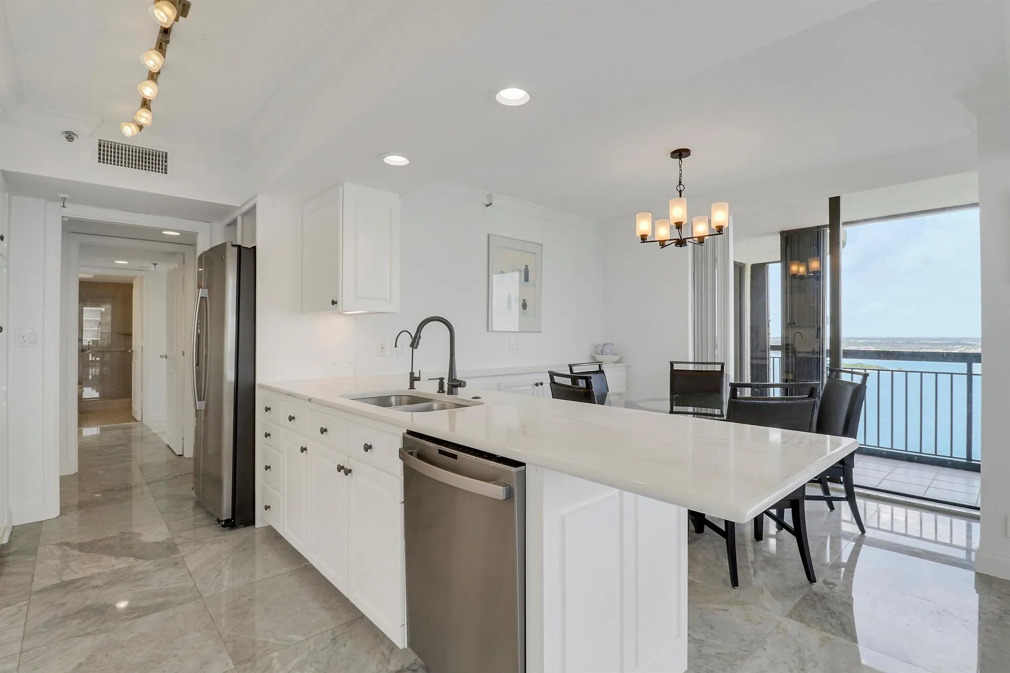 5380 N Ocean Drive, #22j