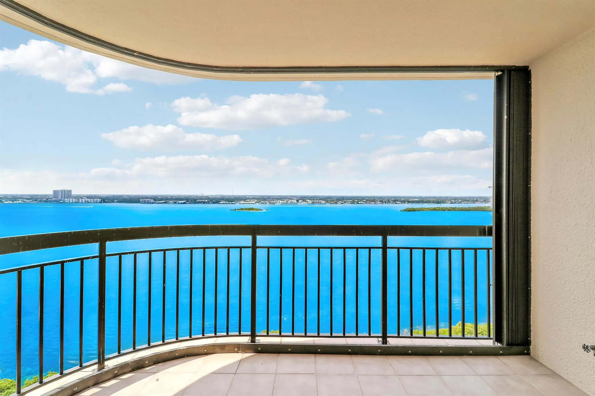 5380 N Ocean Drive, #22j