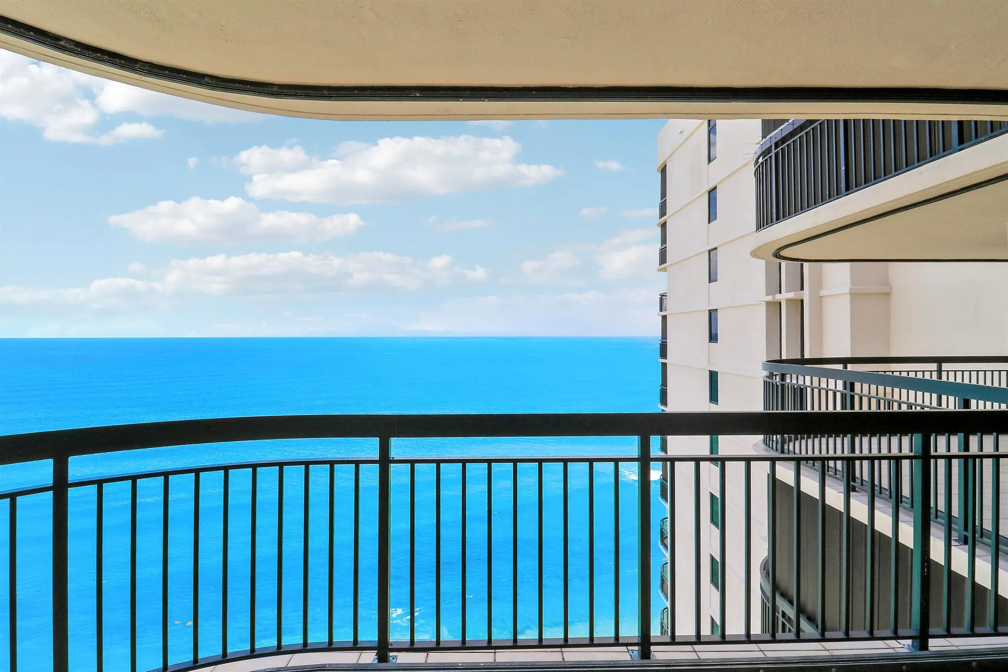 5380 N Ocean Drive, #22j