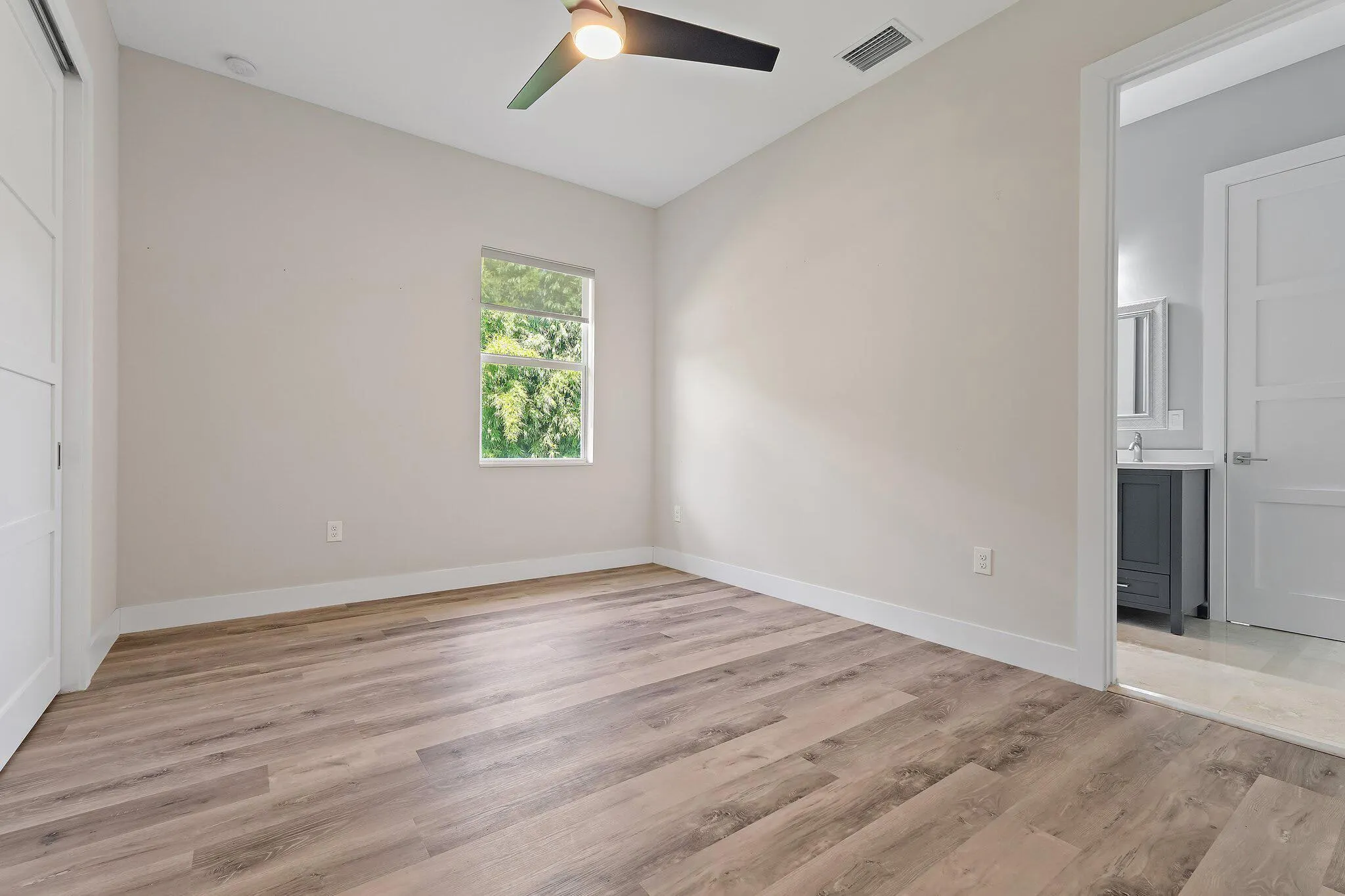 13395 152nd Road N