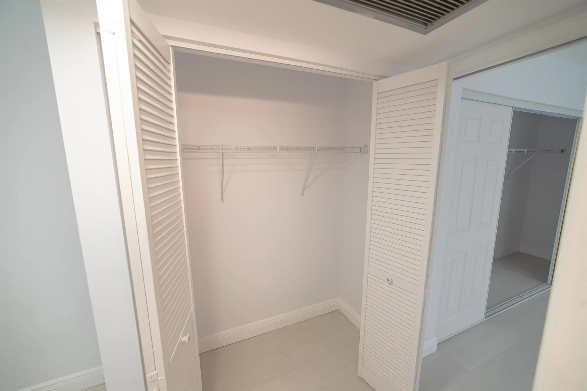 53 Lyndhurst, #C
