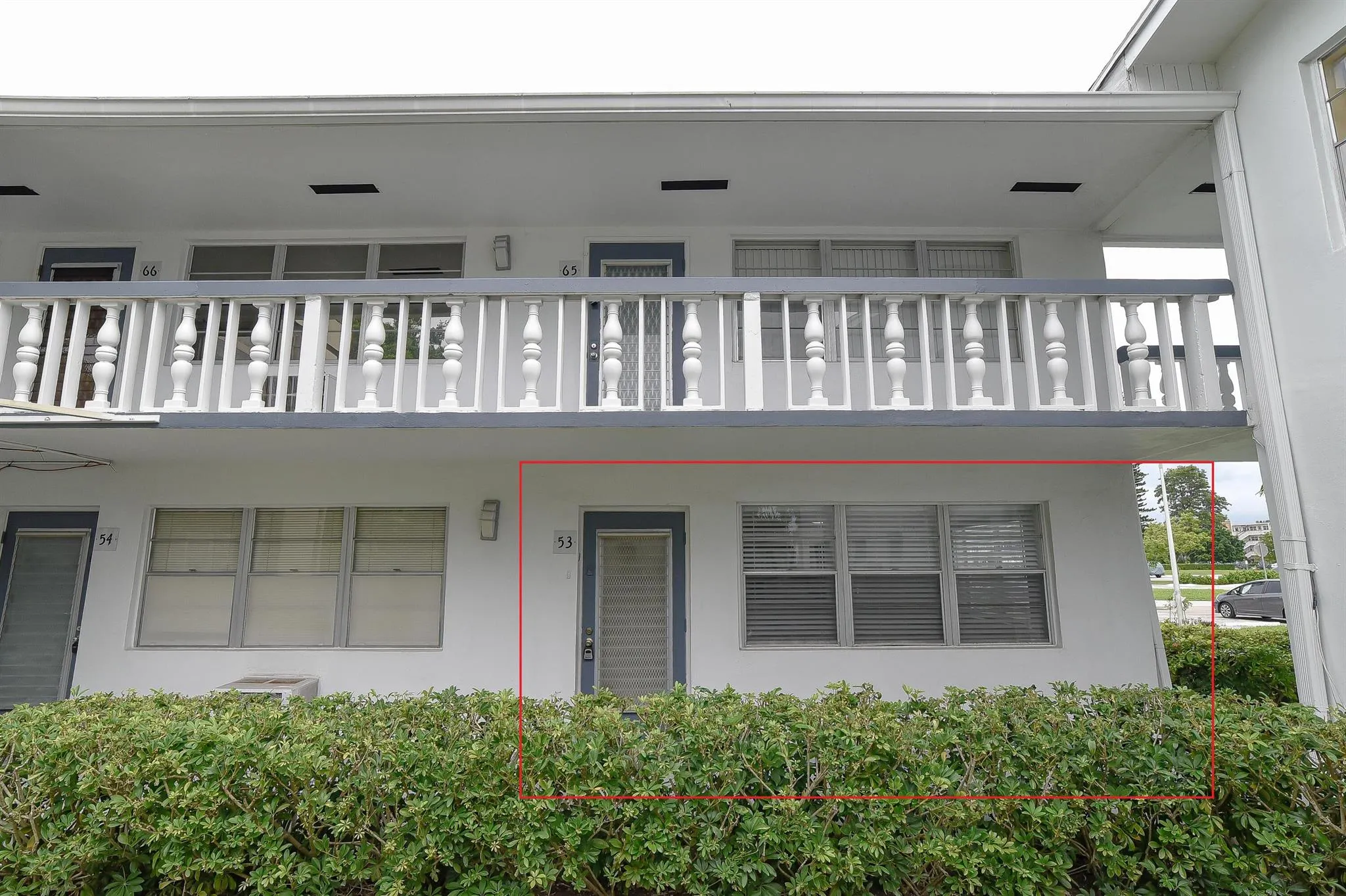 53 Lyndhurst, #C