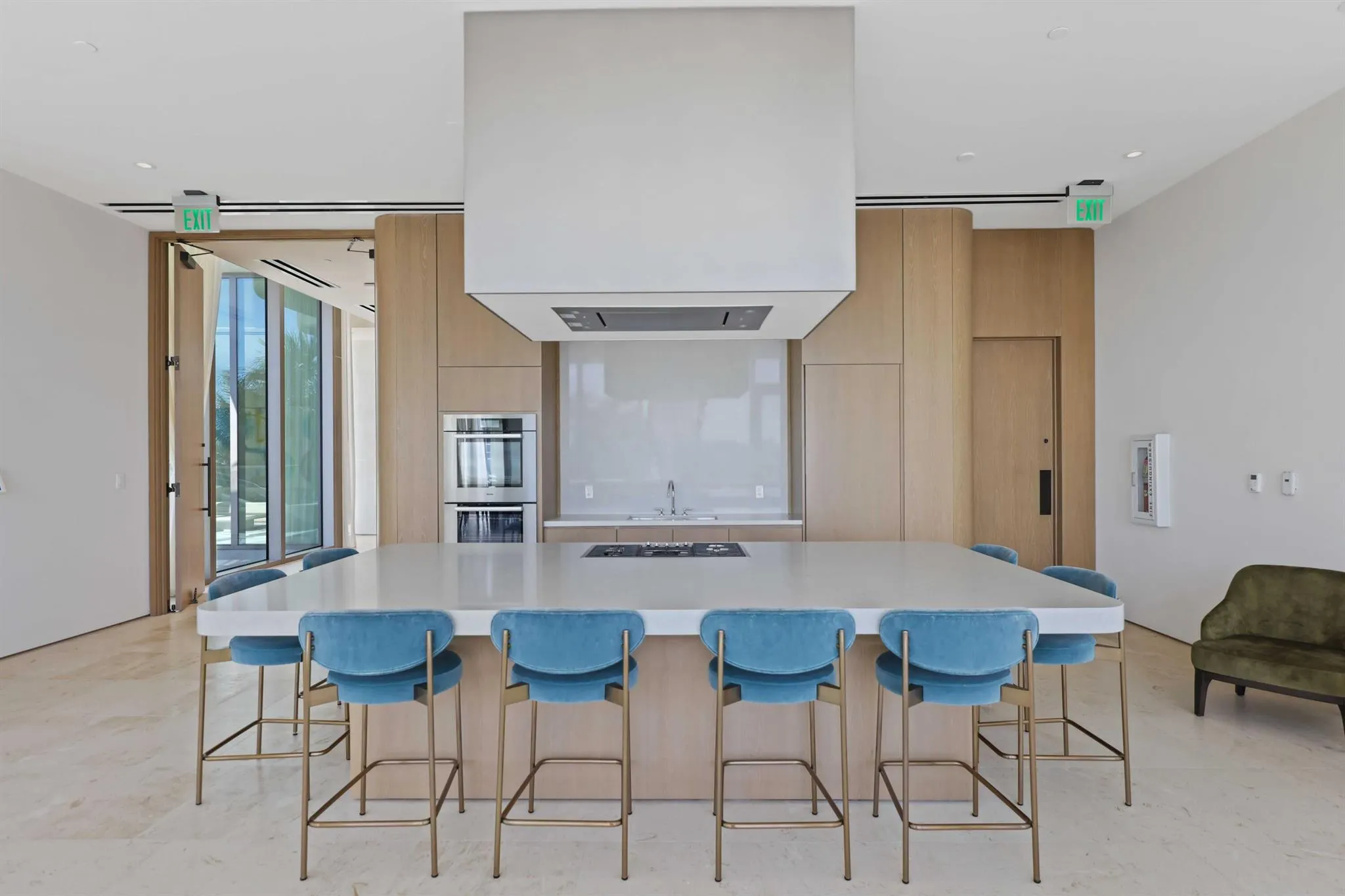 200 Arkona Court, #1803