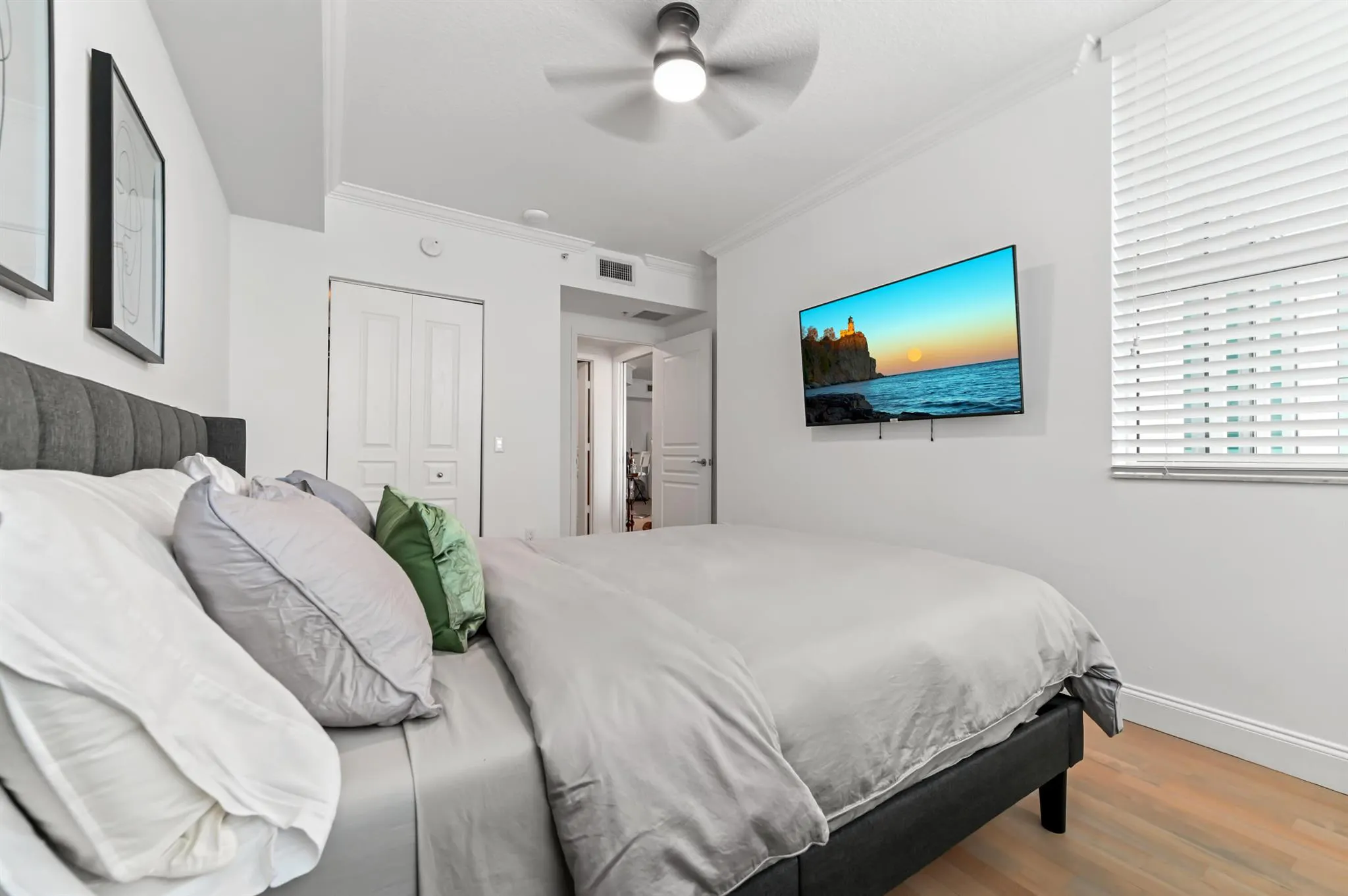 350 SE 2nd Street, #1150