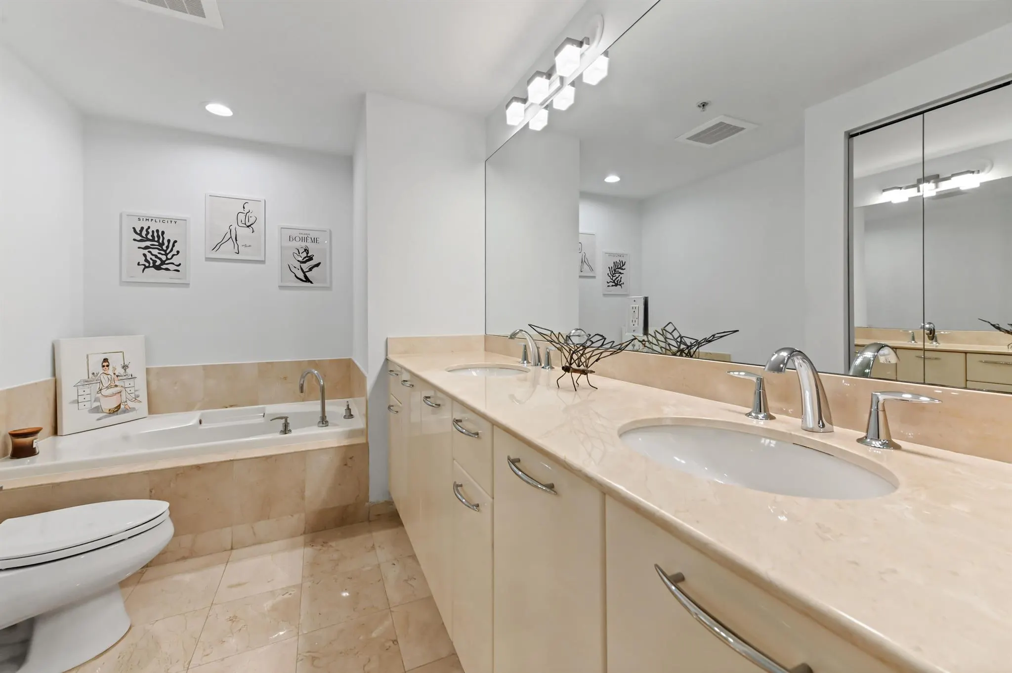 350 SE 2nd Street, #1150