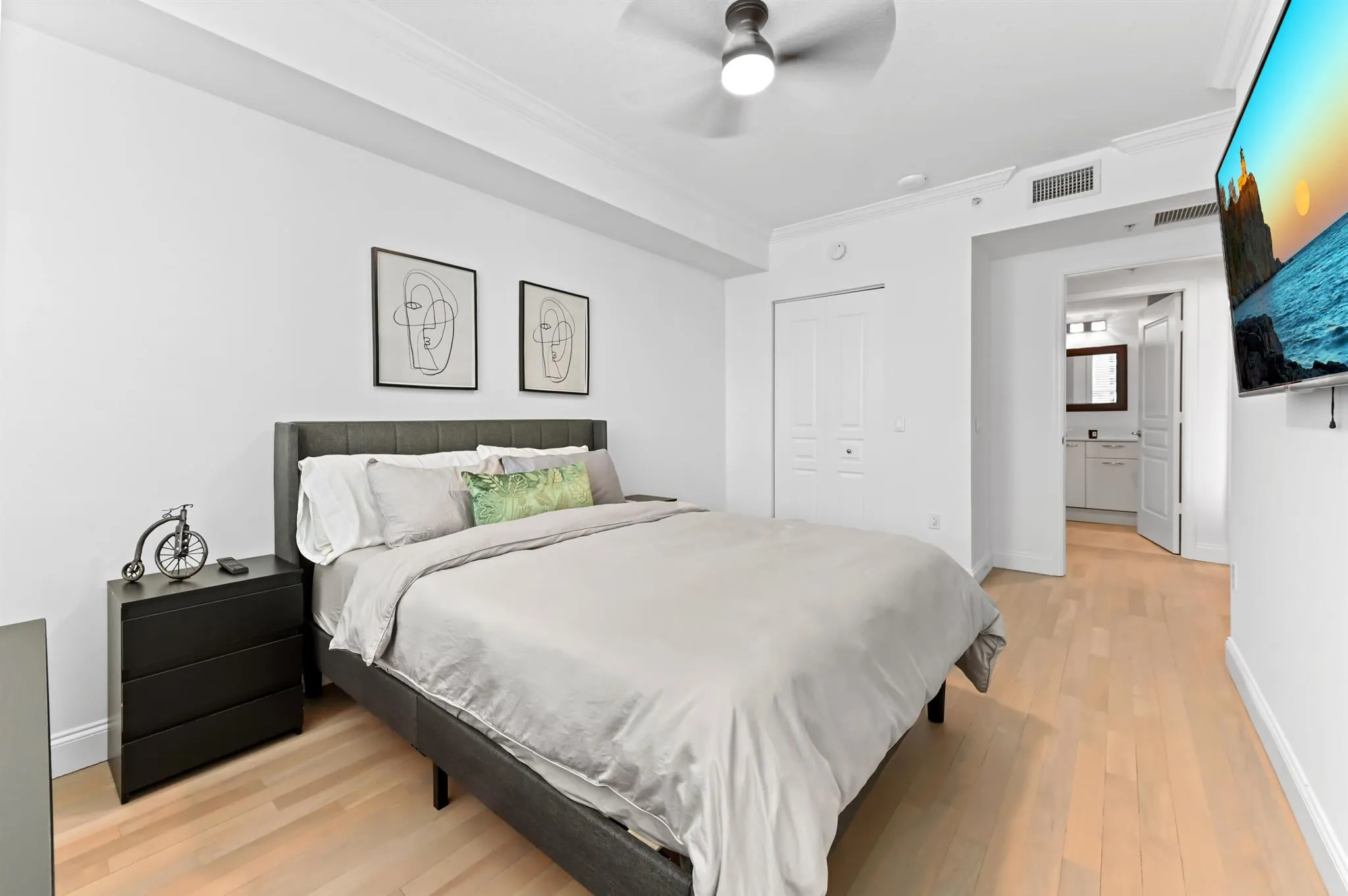 350 SE 2nd Street, #1150