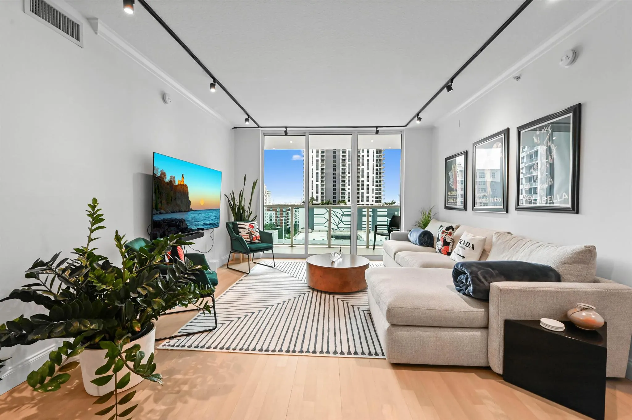 350 SE 2nd Street, #1150