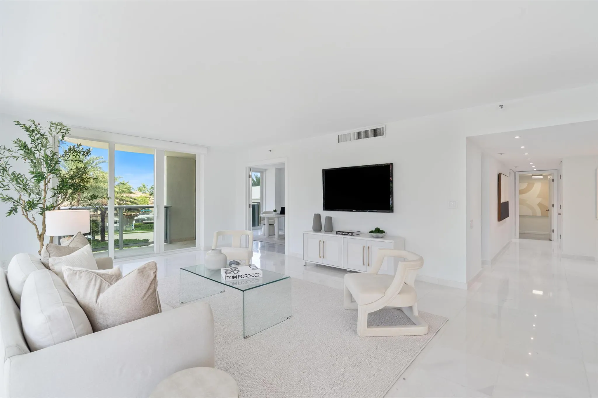 350 S Ocean 0012 Boulevard, #1b