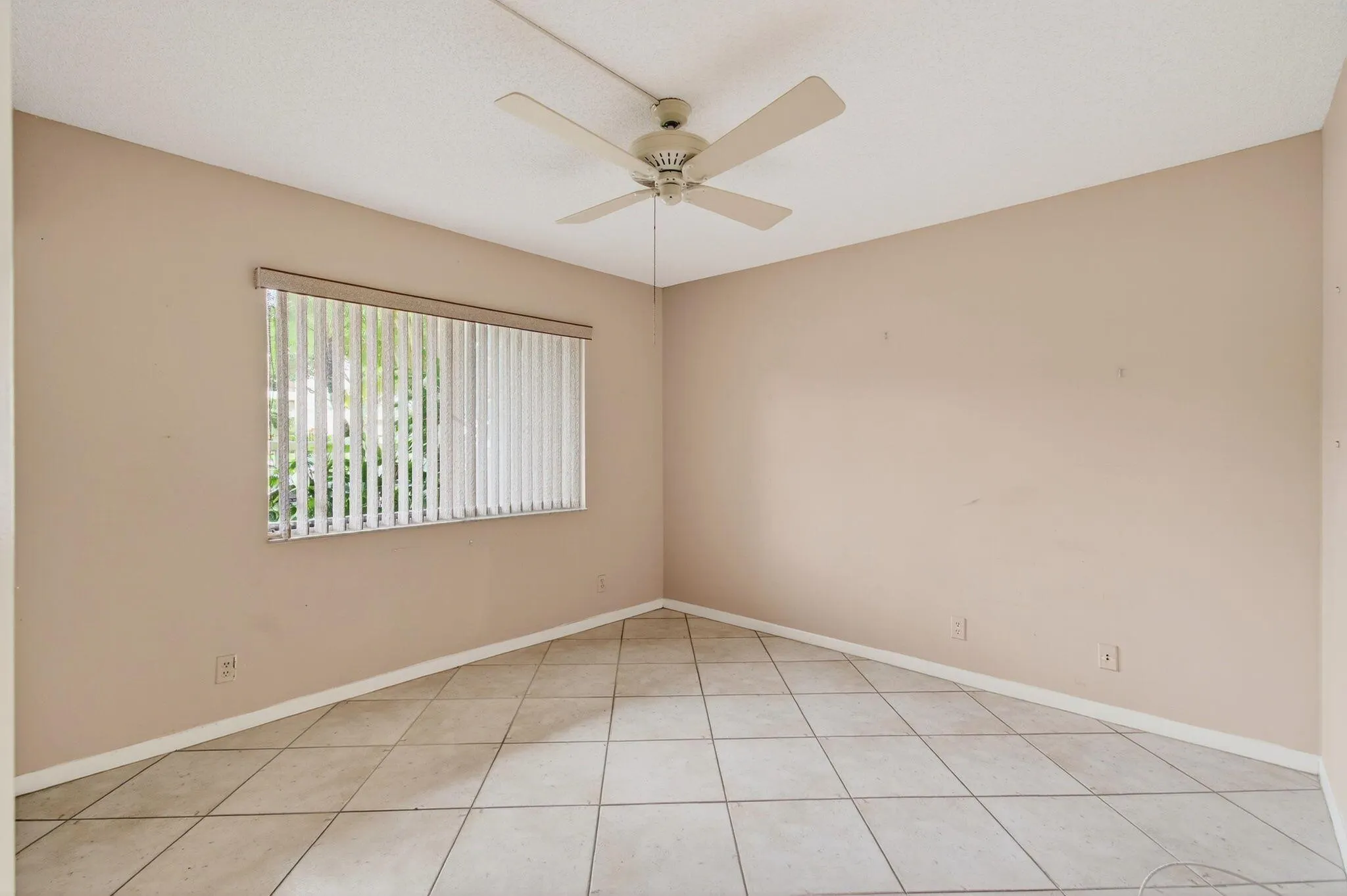 7286 Huntington Lane, #103