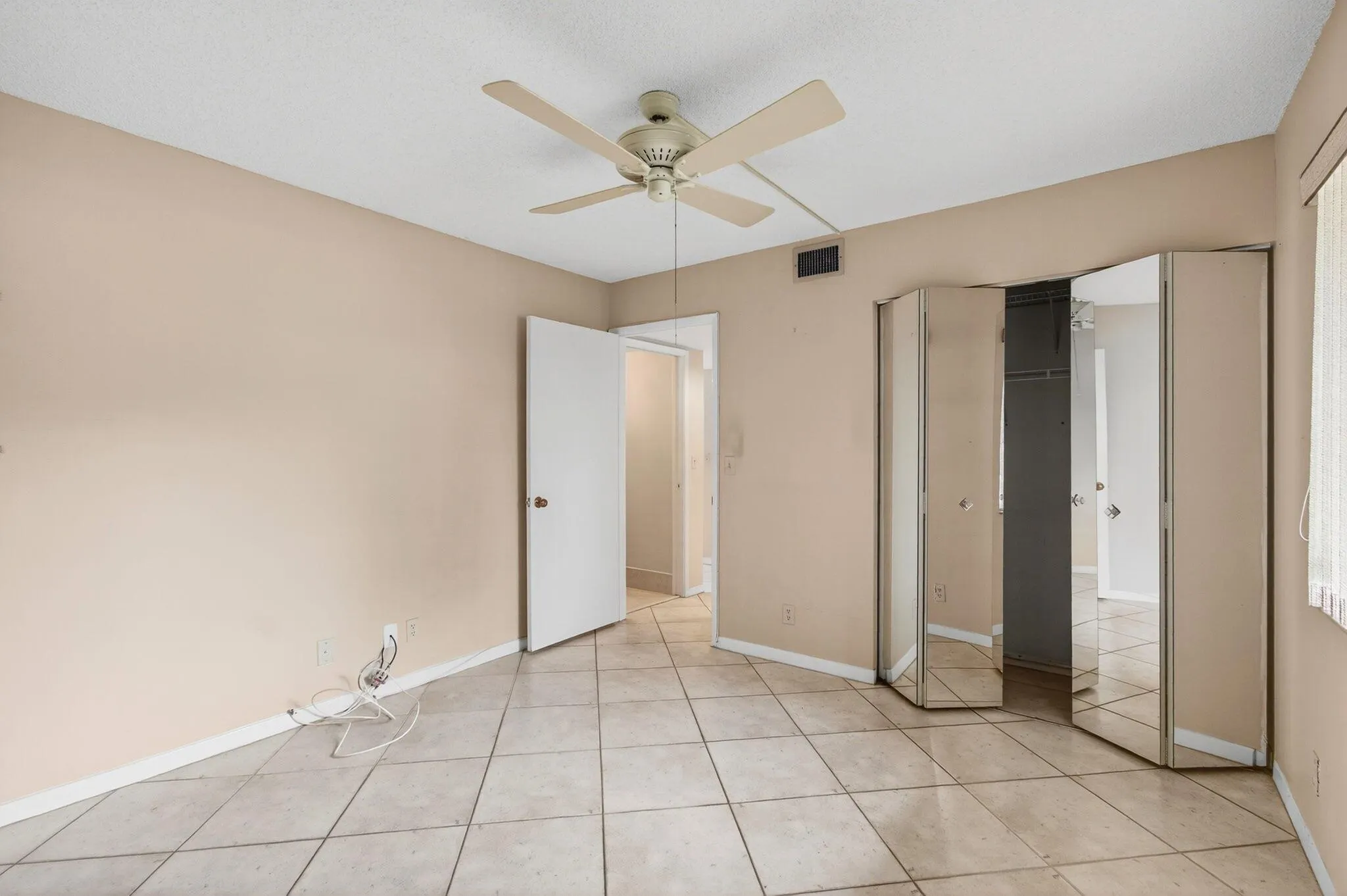 7286 Huntington Lane, #103