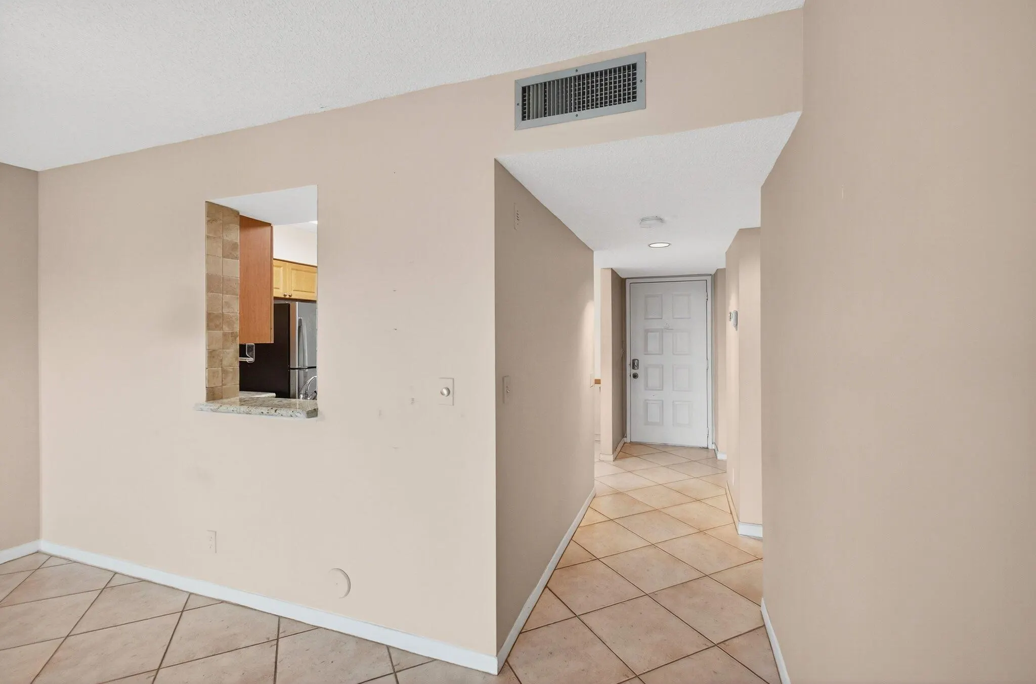 7286 Huntington Lane, #103