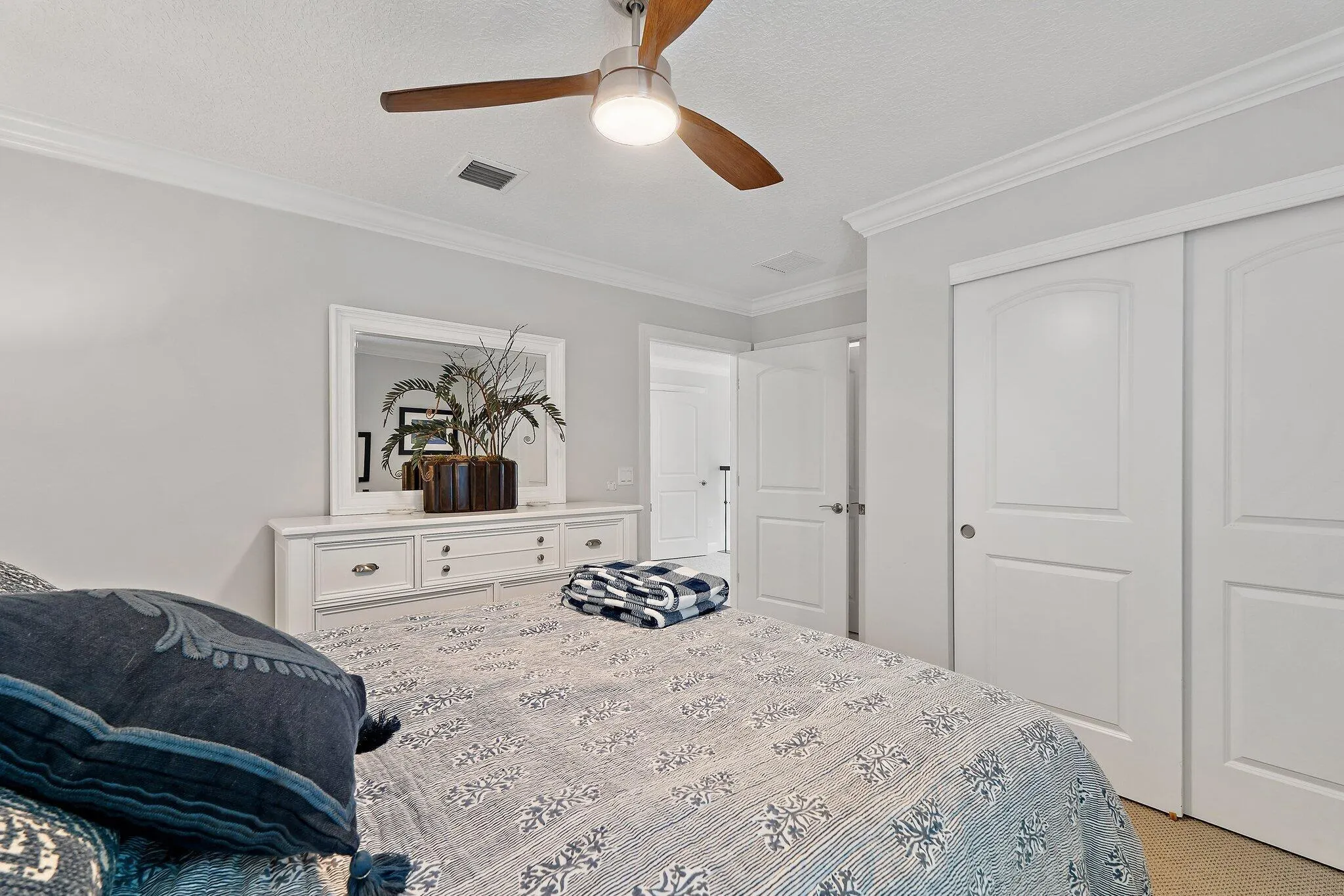 319 Sonoma Isles Circle