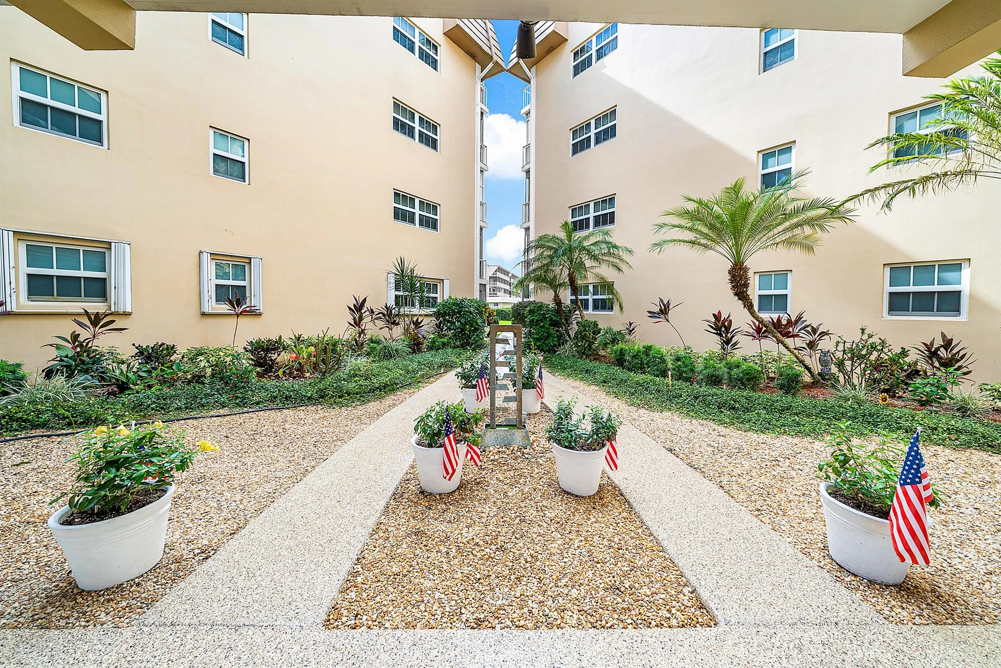 145 Atlantis 201 Boulevard, #201