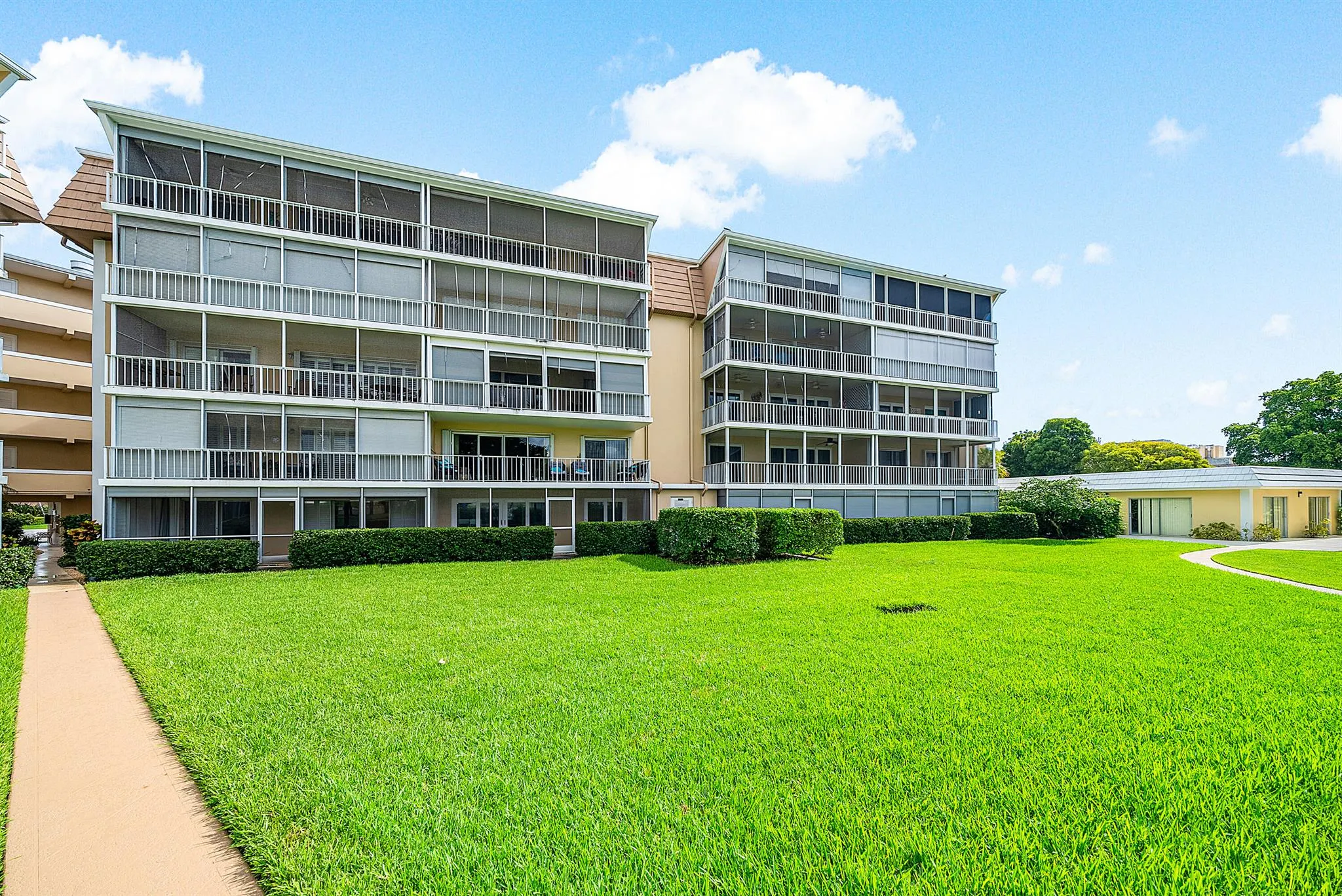 145 Atlantis 201 Boulevard, #201