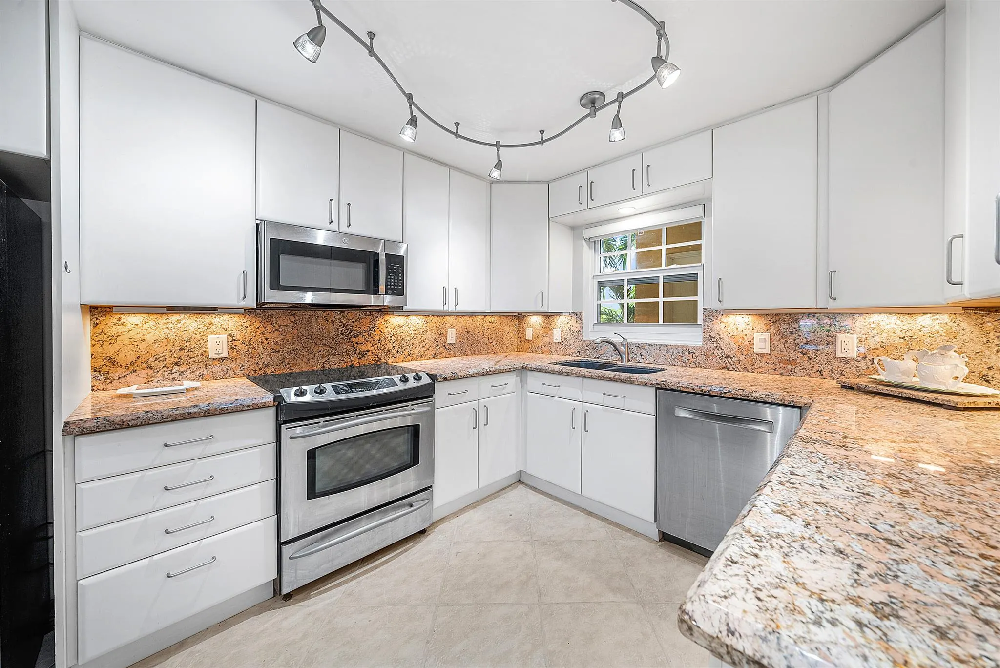 145 Atlantis 201 Boulevard, #201