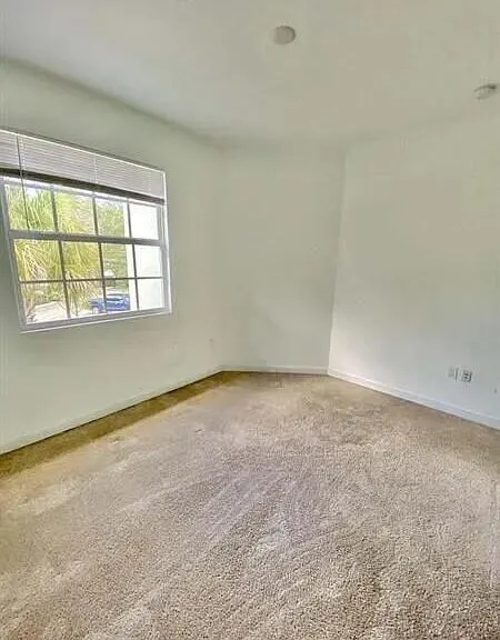 1060 Crystal Way, #103