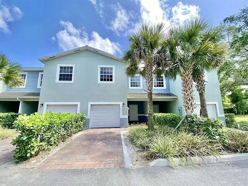 1060 Crystal Way, #103