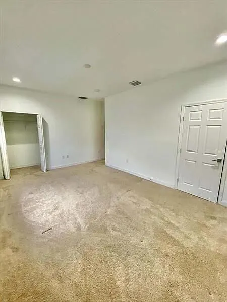 1060 Crystal Way, #103