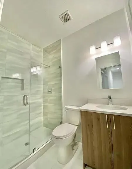 1060 Crystal Way, #103