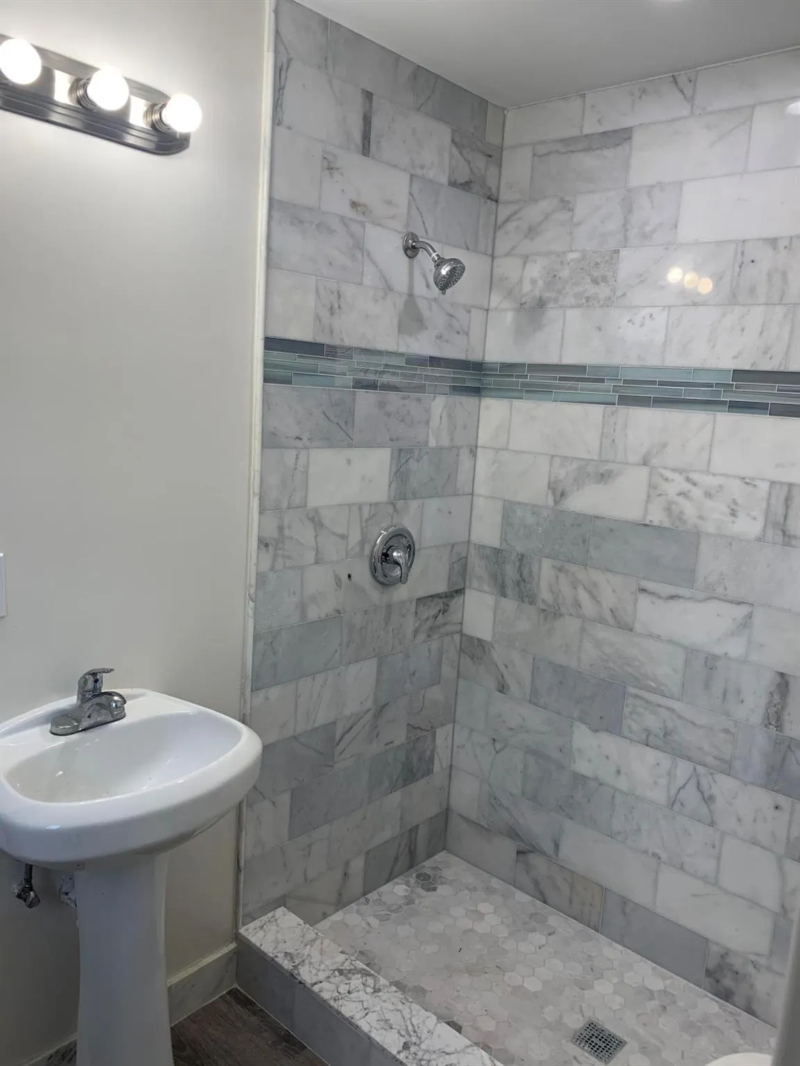 2607 Spruce Avenue, #2nd Floor