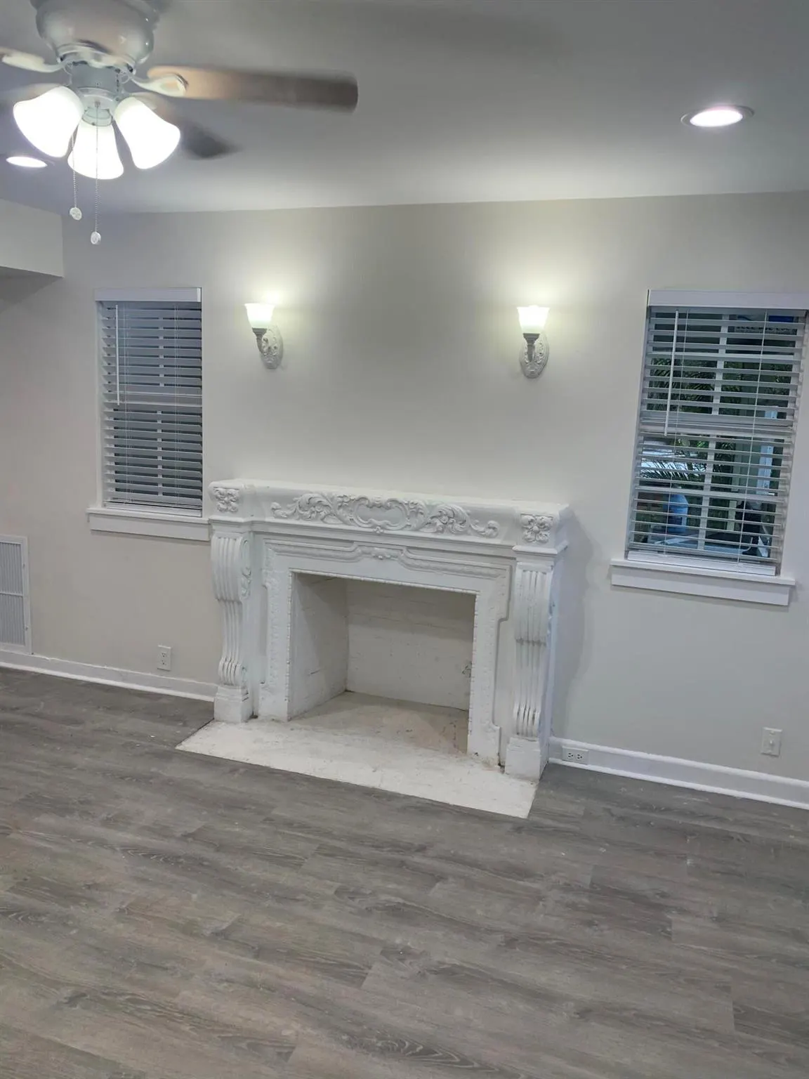 2607 Spruce Avenue, #2nd Floor