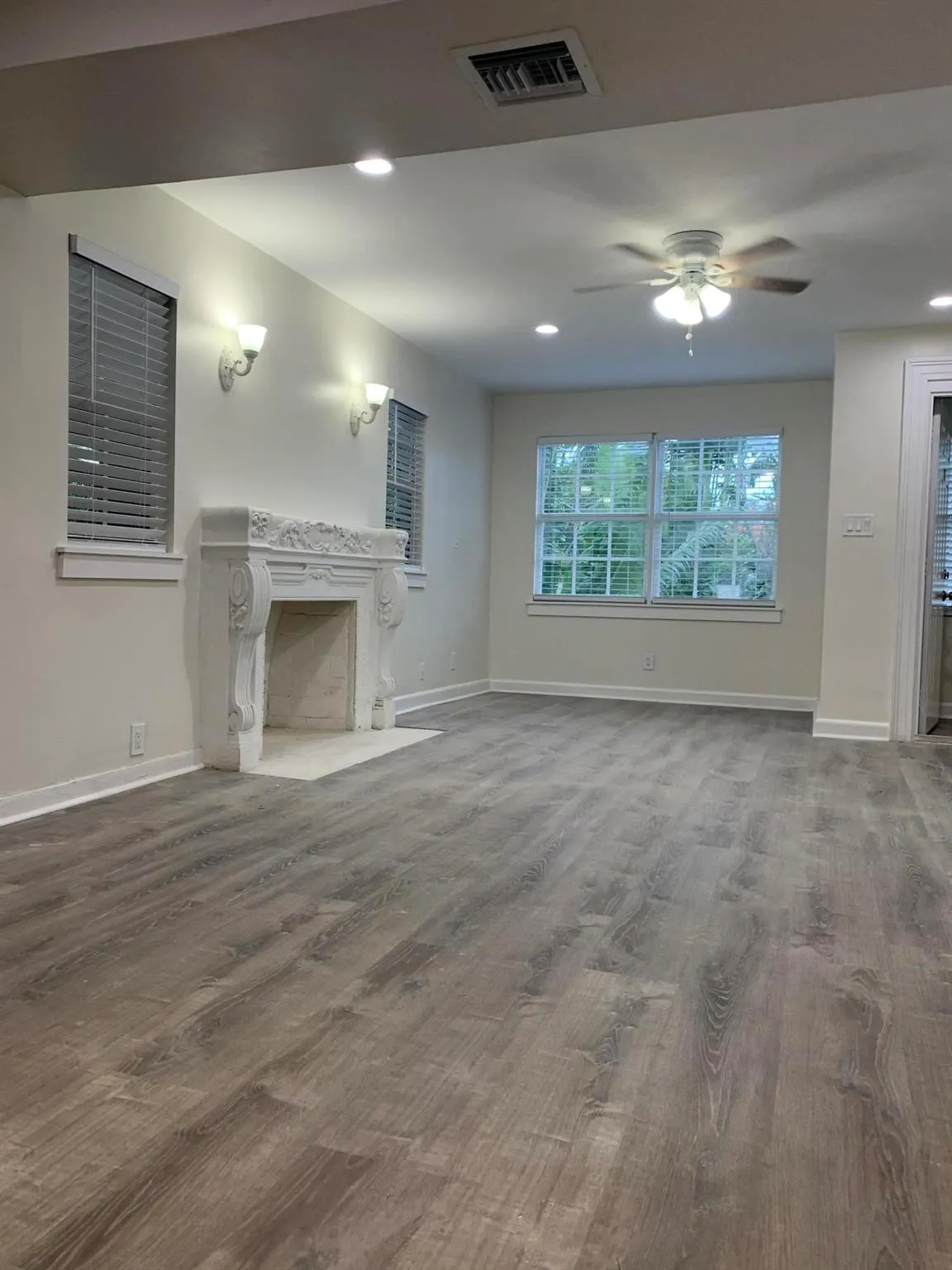 2607 Spruce Avenue, #2nd Floor