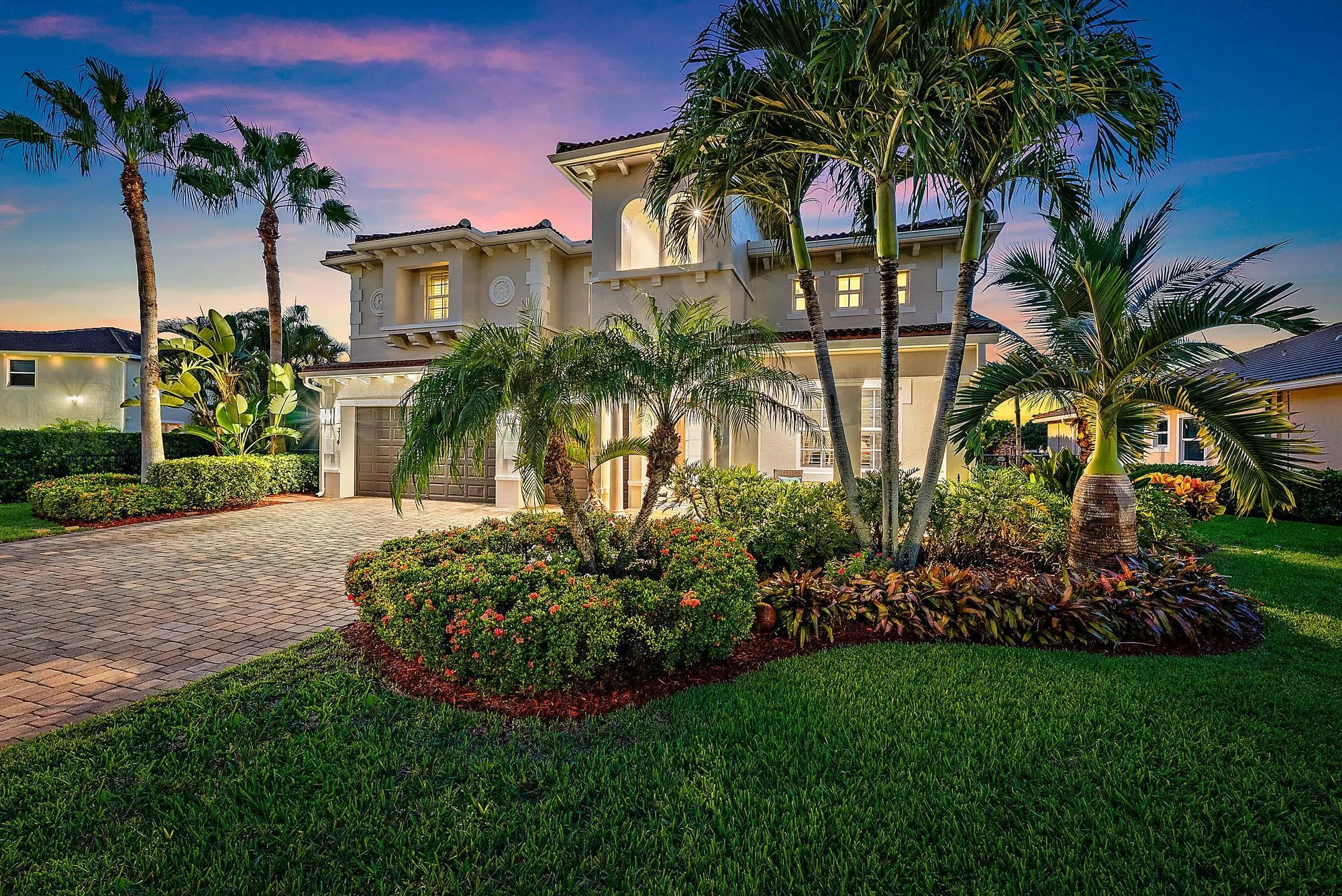 314 Rudder Cay Way