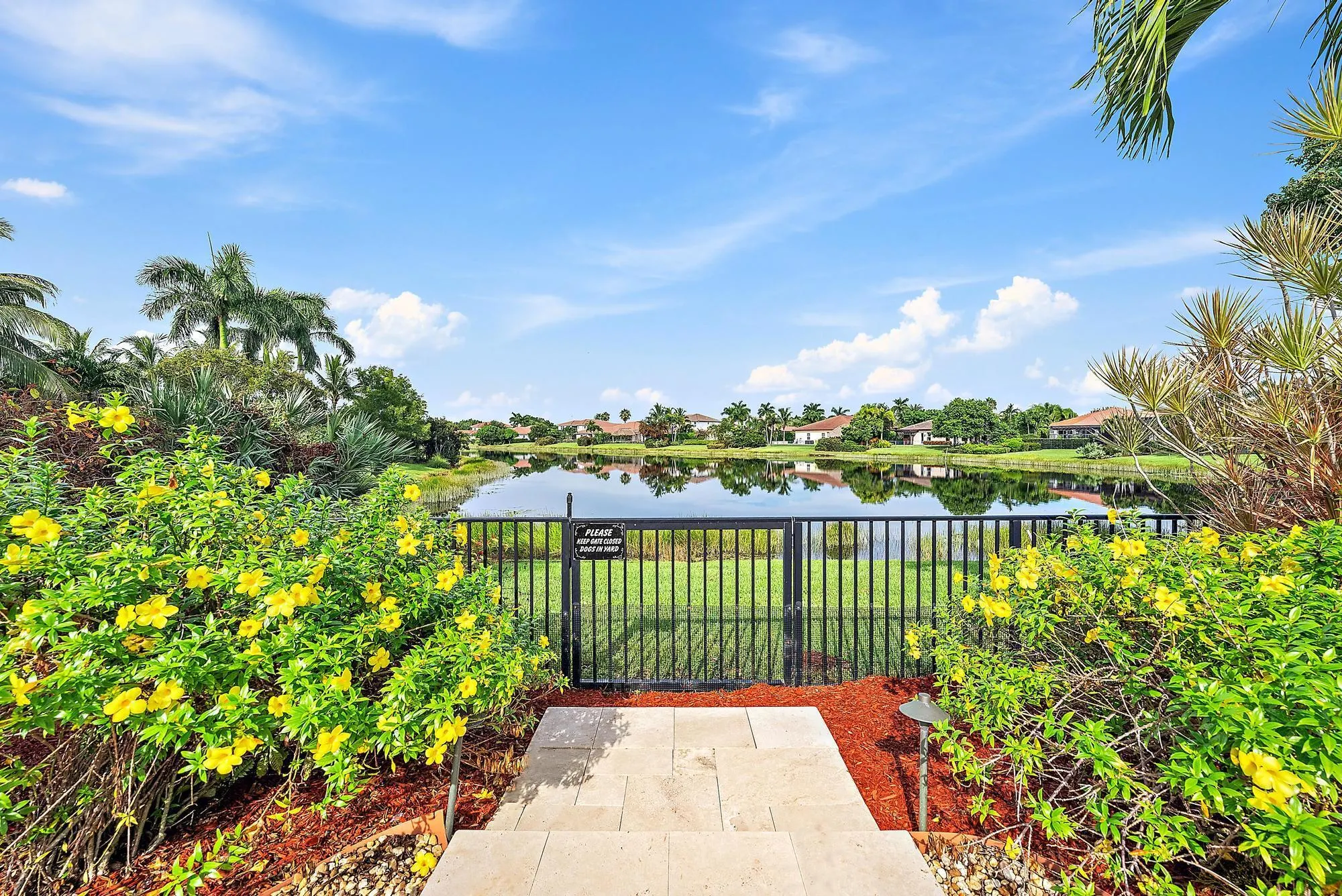314 Rudder Cay Way