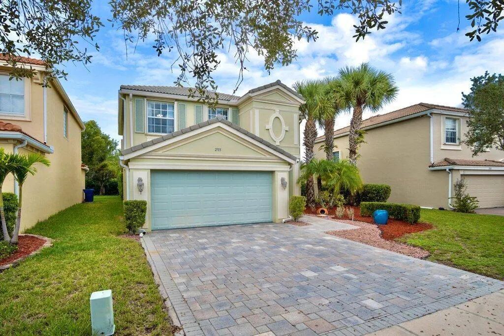 2703 Pienza Circle