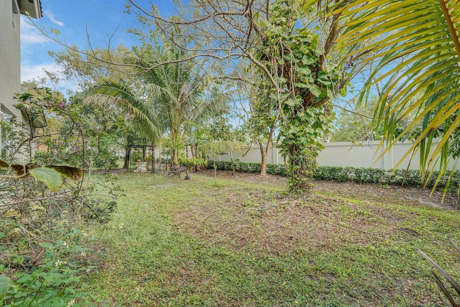 599 Cresta Circle