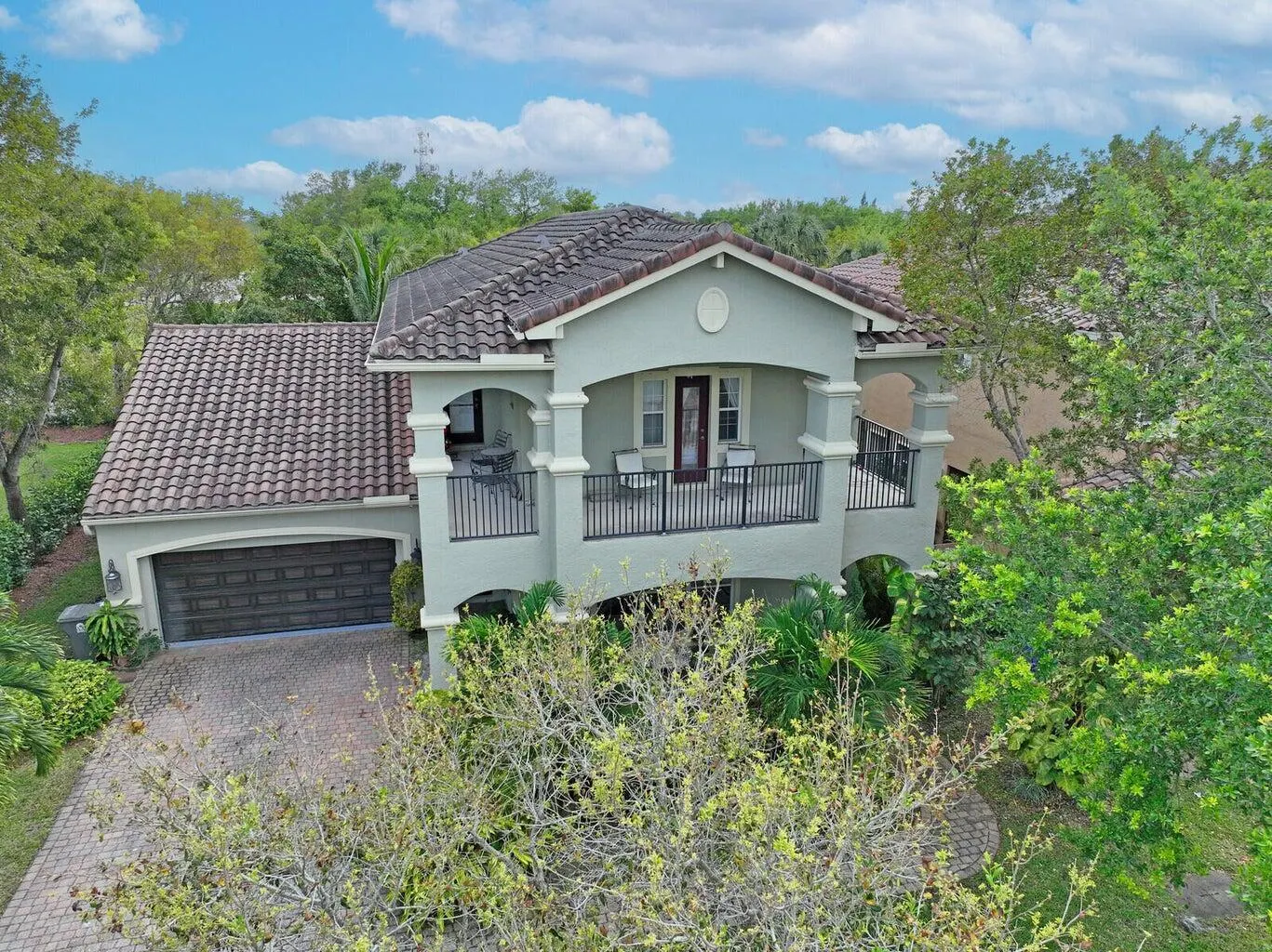 599 Cresta Circle