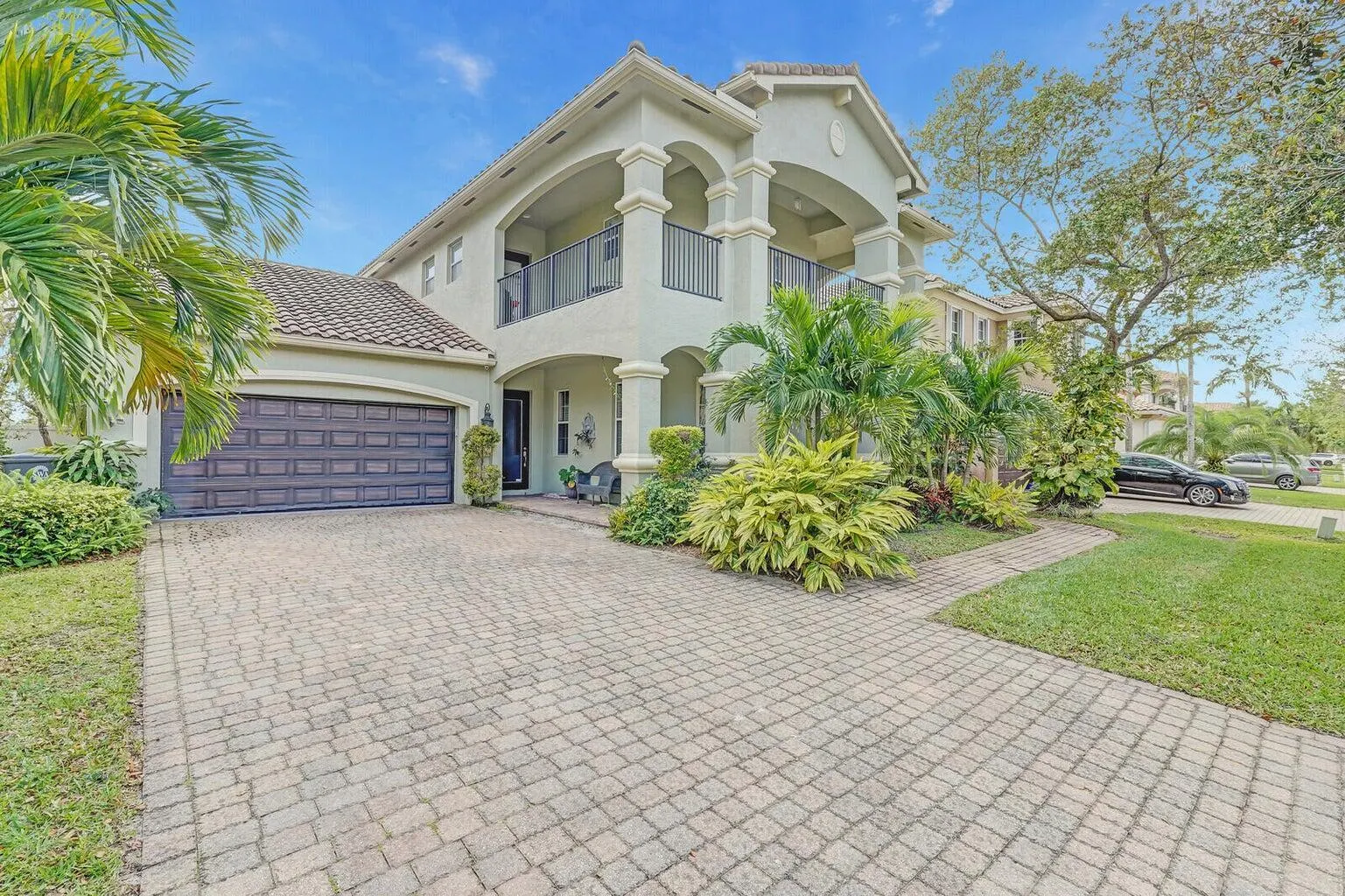 599 Cresta Circle