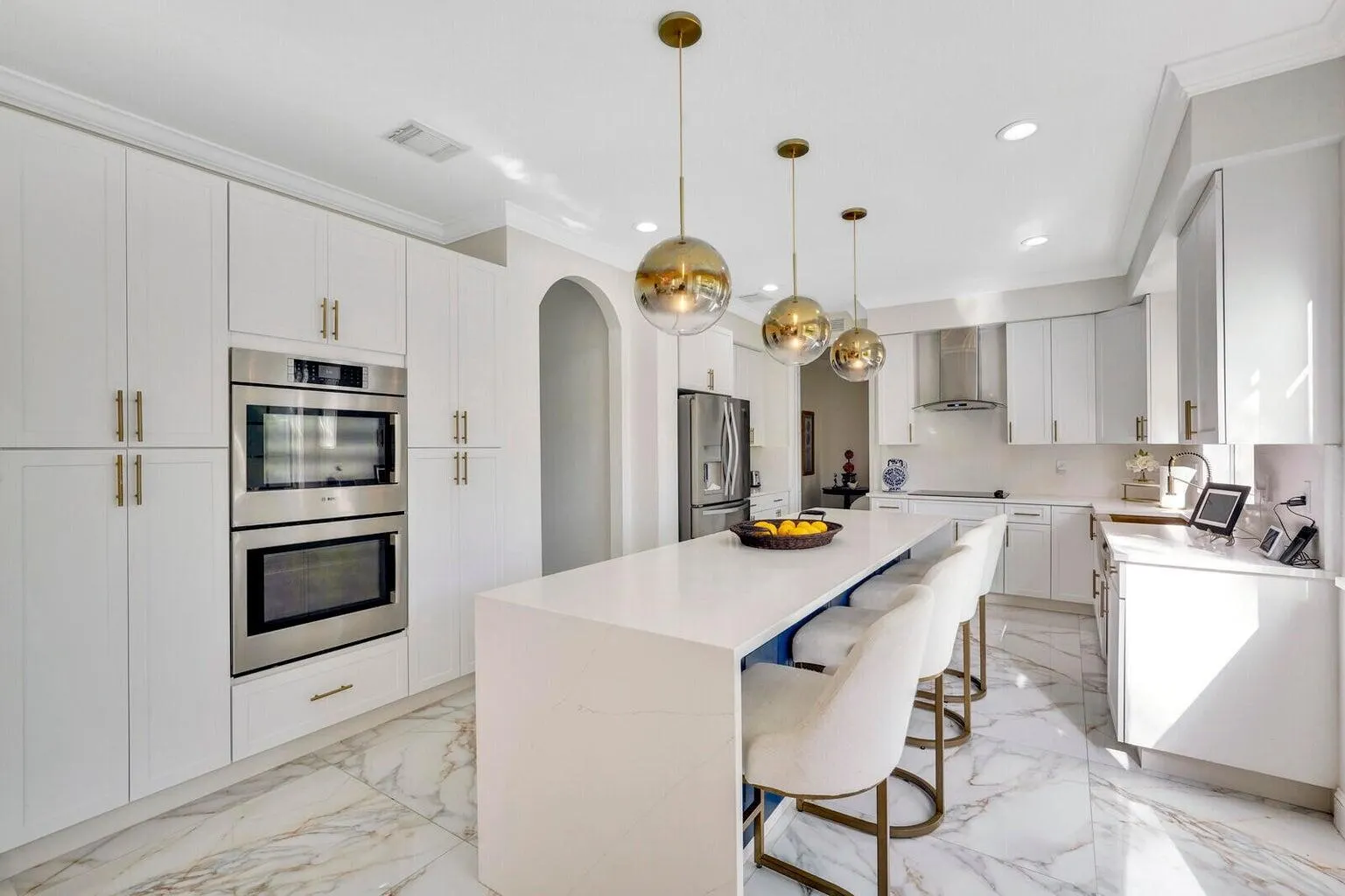 599 Cresta Circle