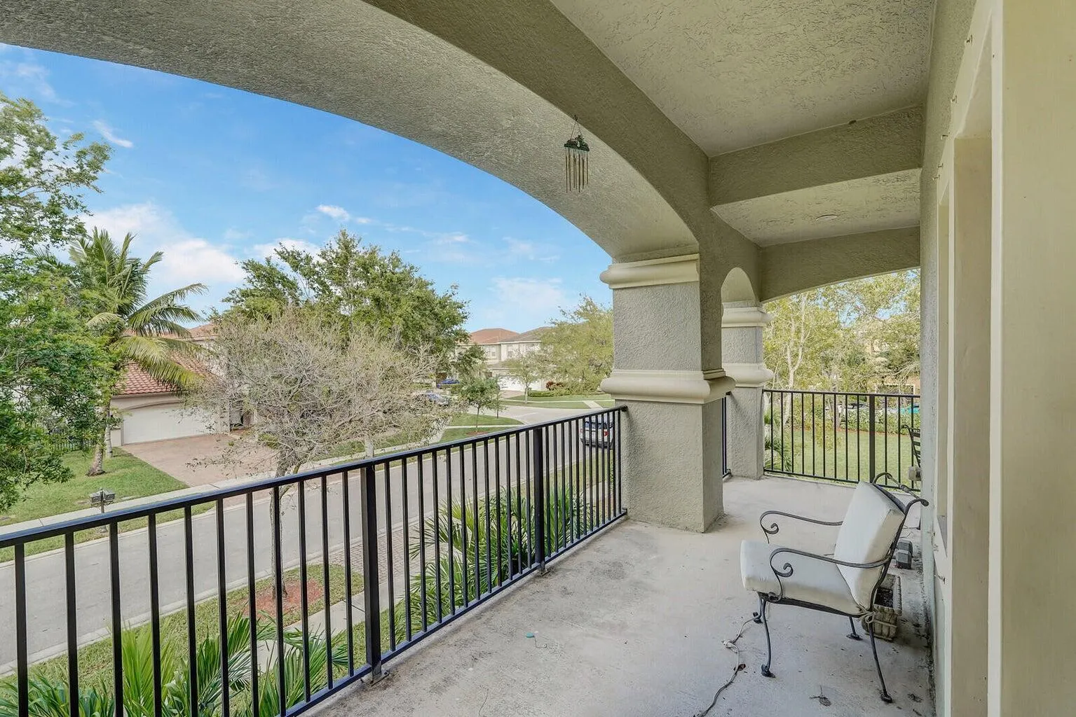 599 Cresta Circle