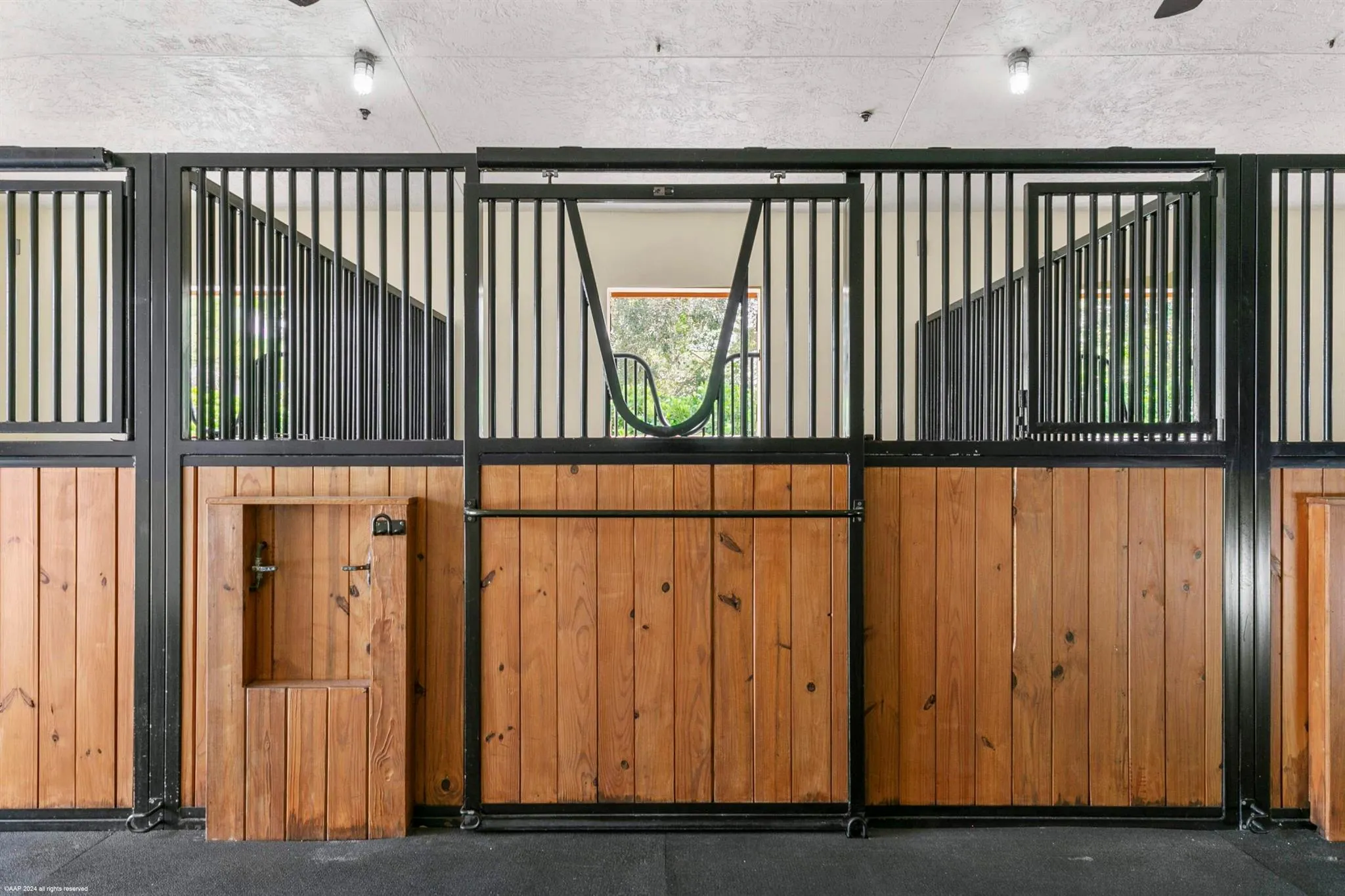 14965 Oatland Court, #Stalls