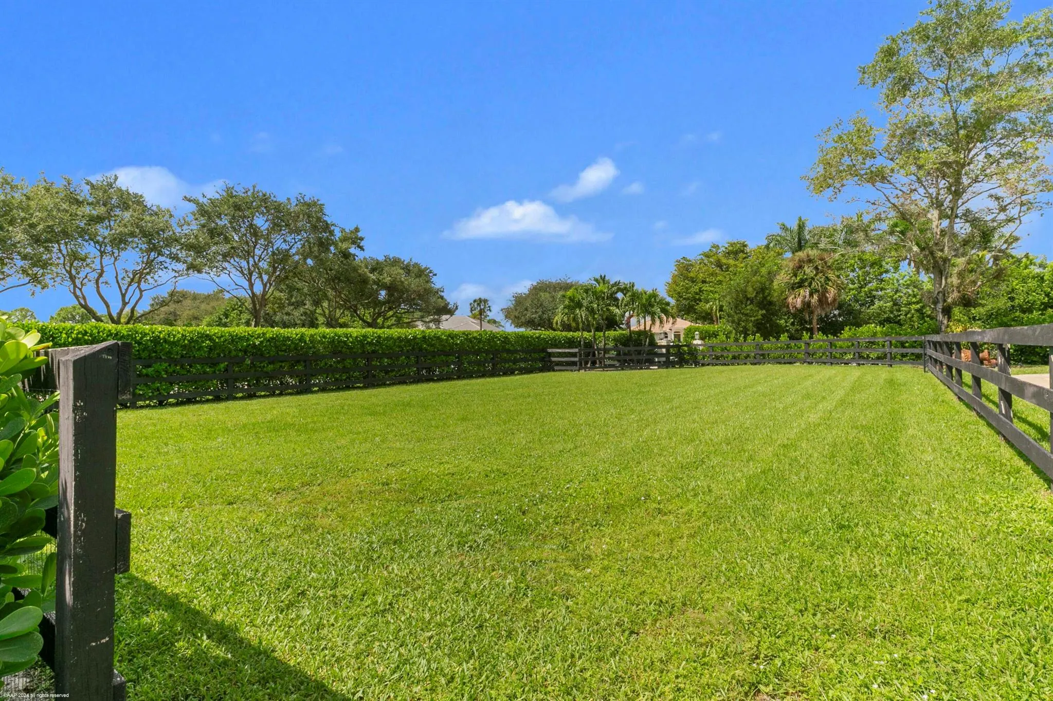 14965 Oatland Court, #Stalls