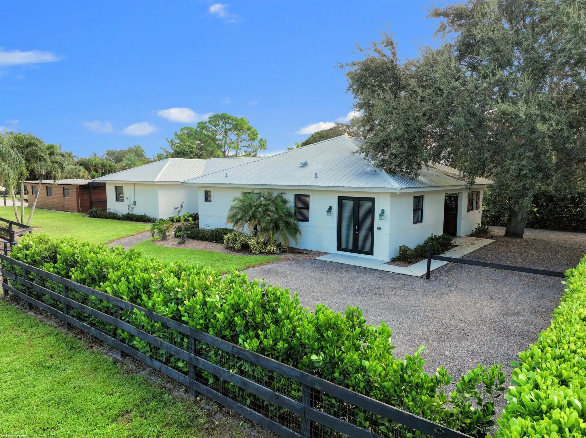 14965 Oatland Court, #Stalls