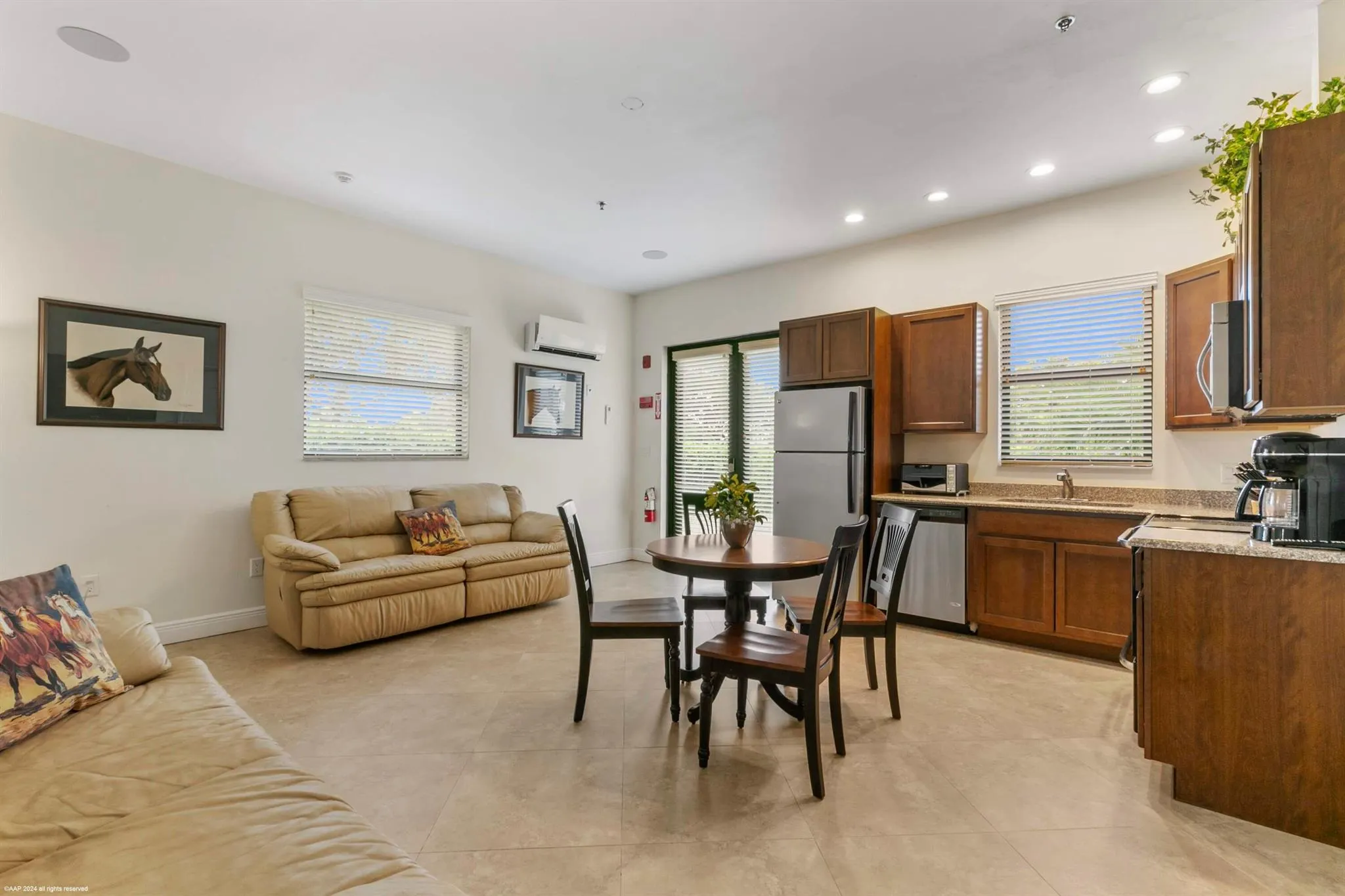 14965 Oatland Court, #Stalls