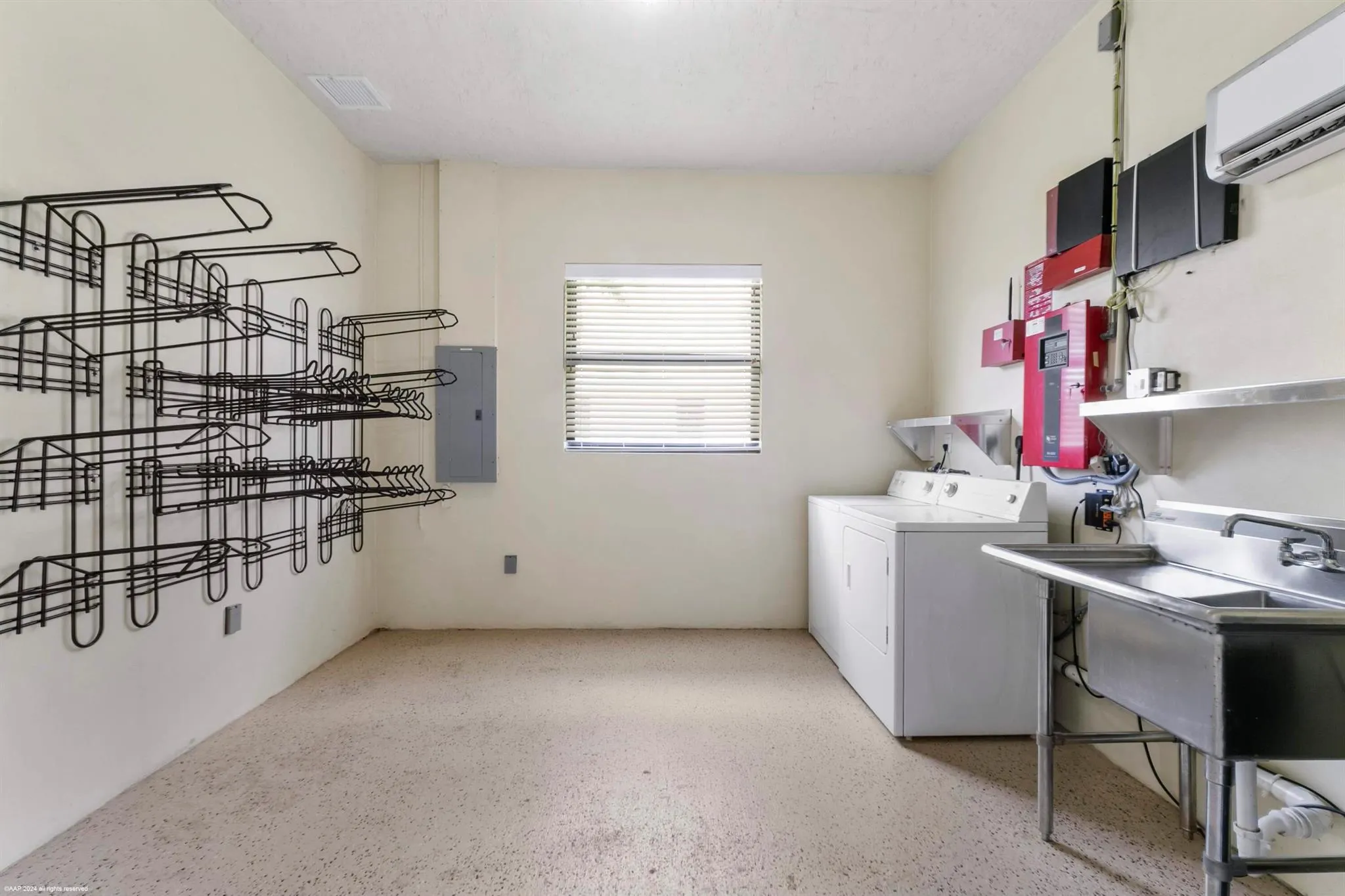 14965 Oatland Court, #Stalls