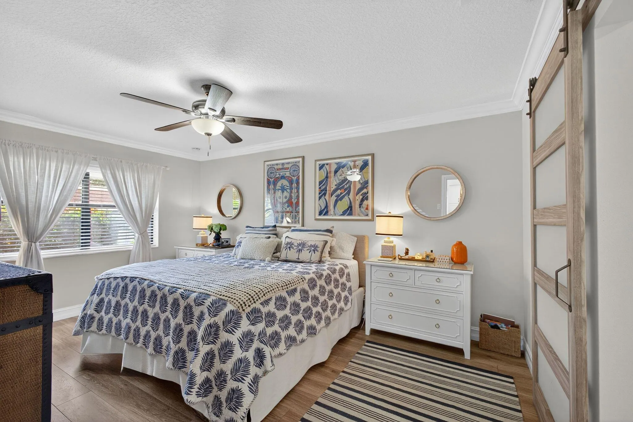 101 Half Moon Circle, #B