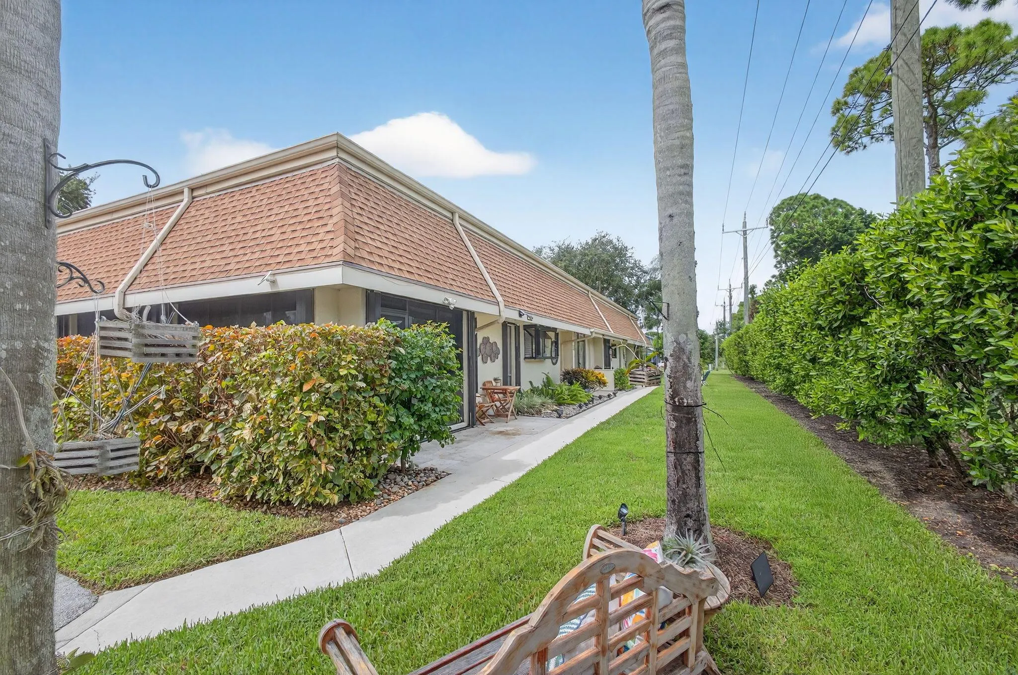 101 Half Moon Circle, #B