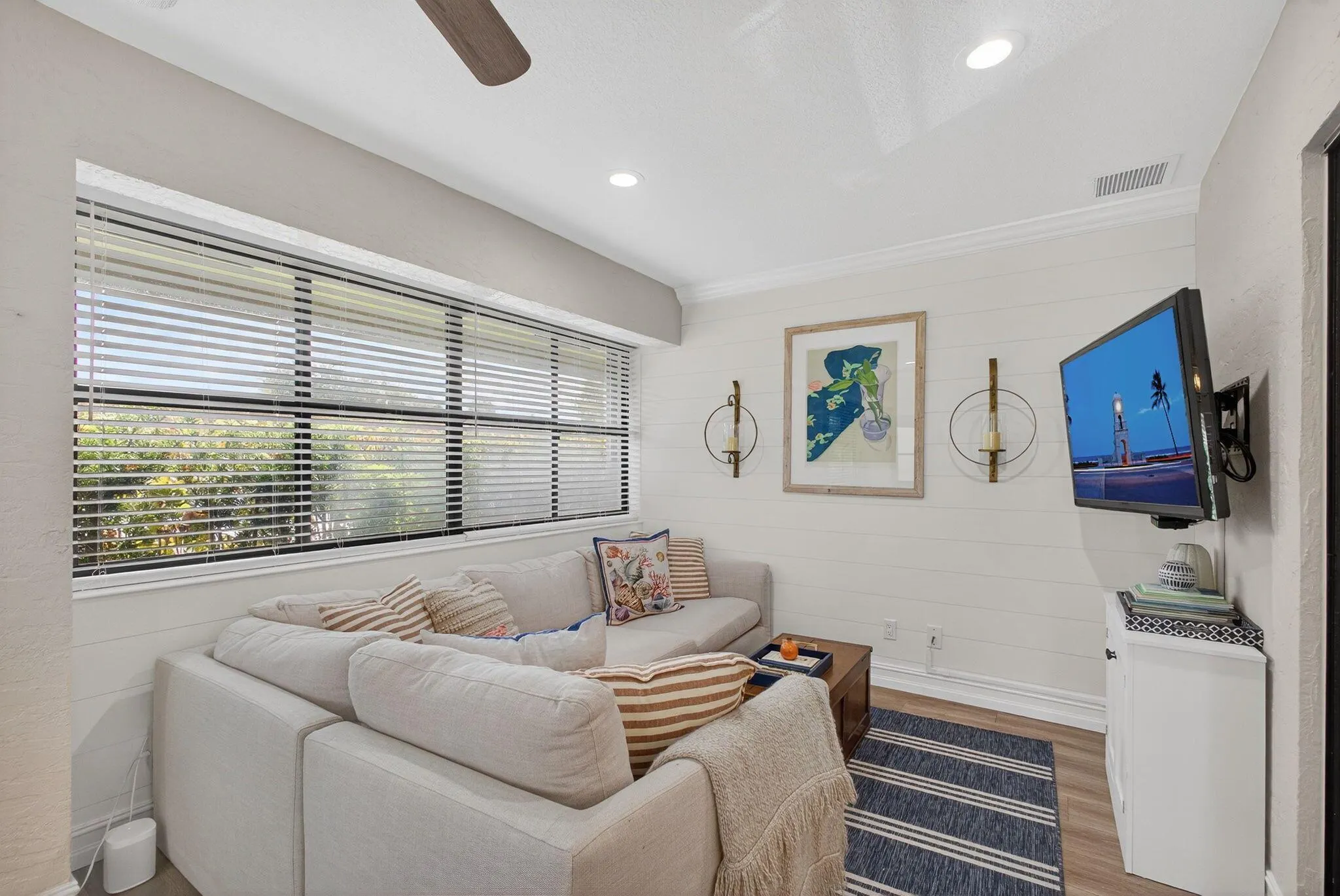 101 Half Moon Circle, #B