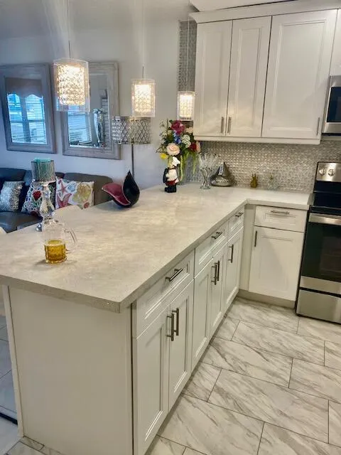 1012 Lincoln A, #1012
