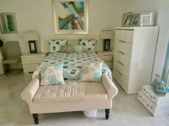 1012 Lincoln A, #1012