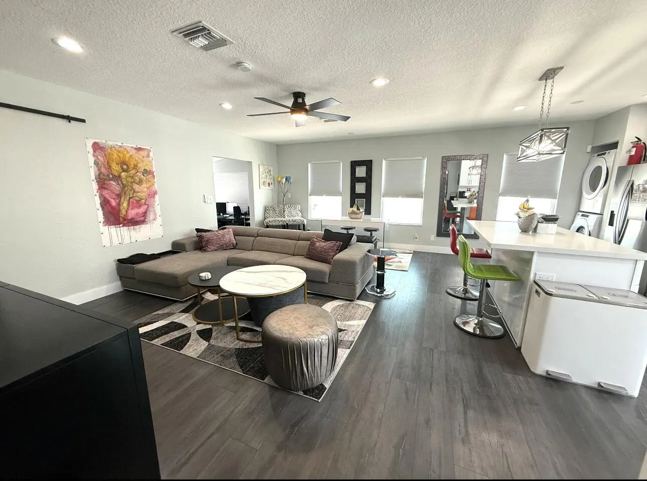 615 SW 9th Street