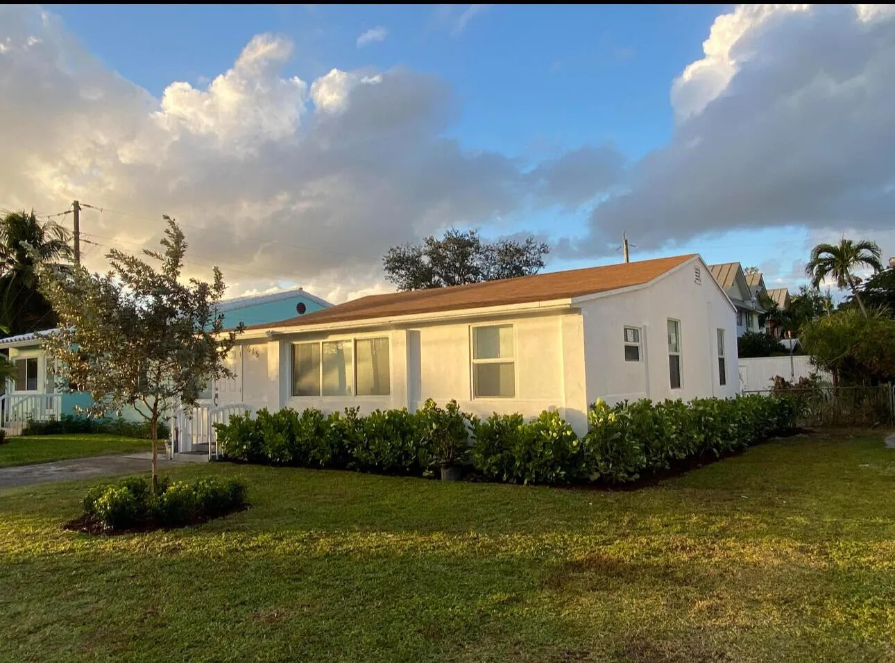 615 SW 9th Street