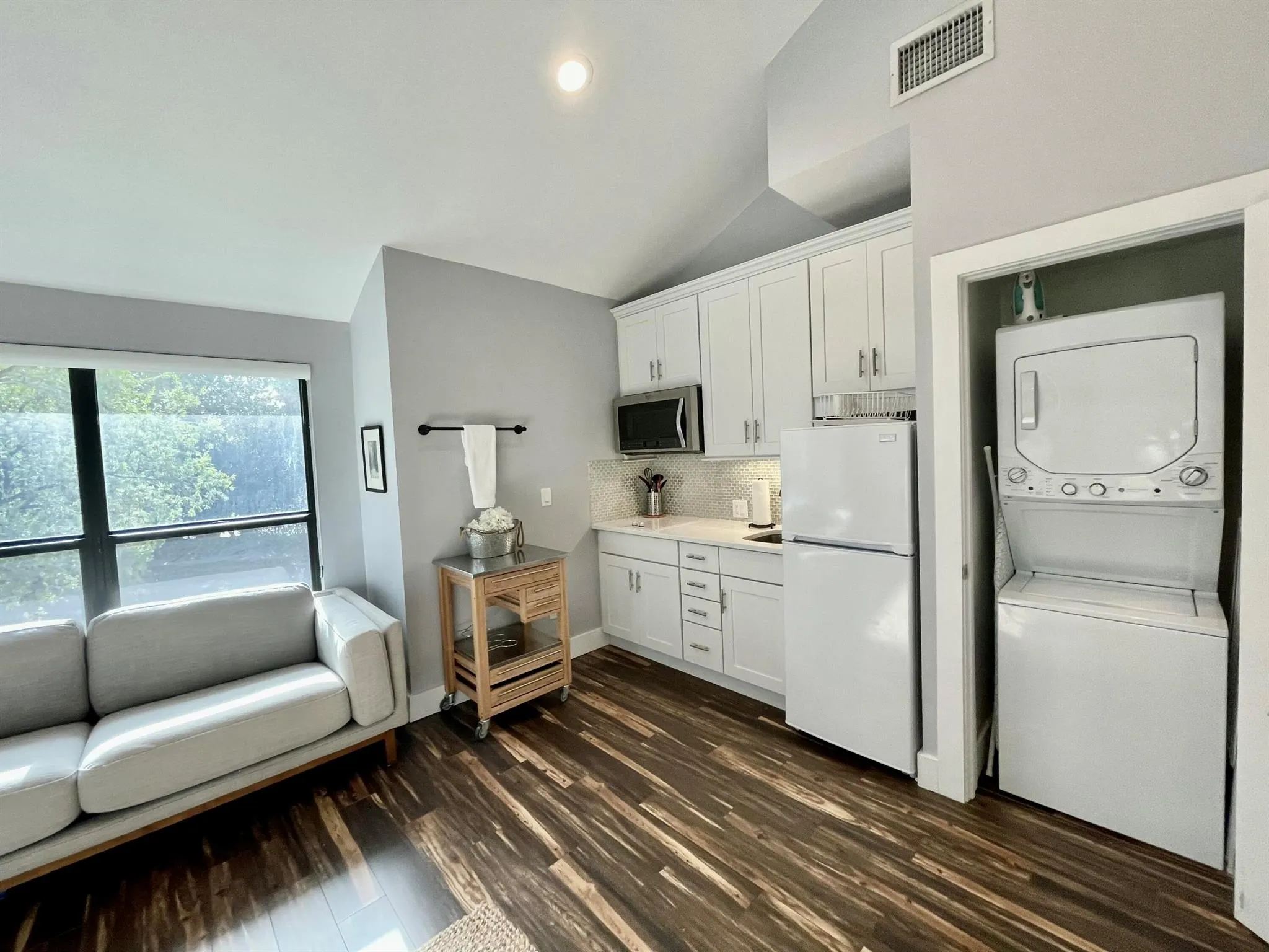 11863 Wimbledon Circle, #547