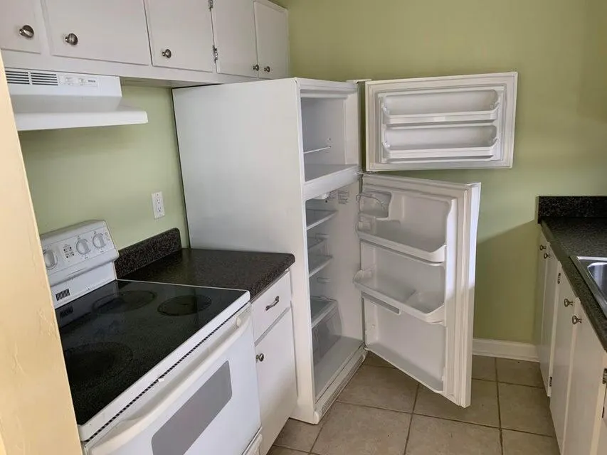 761 Hummingbird Way, #202